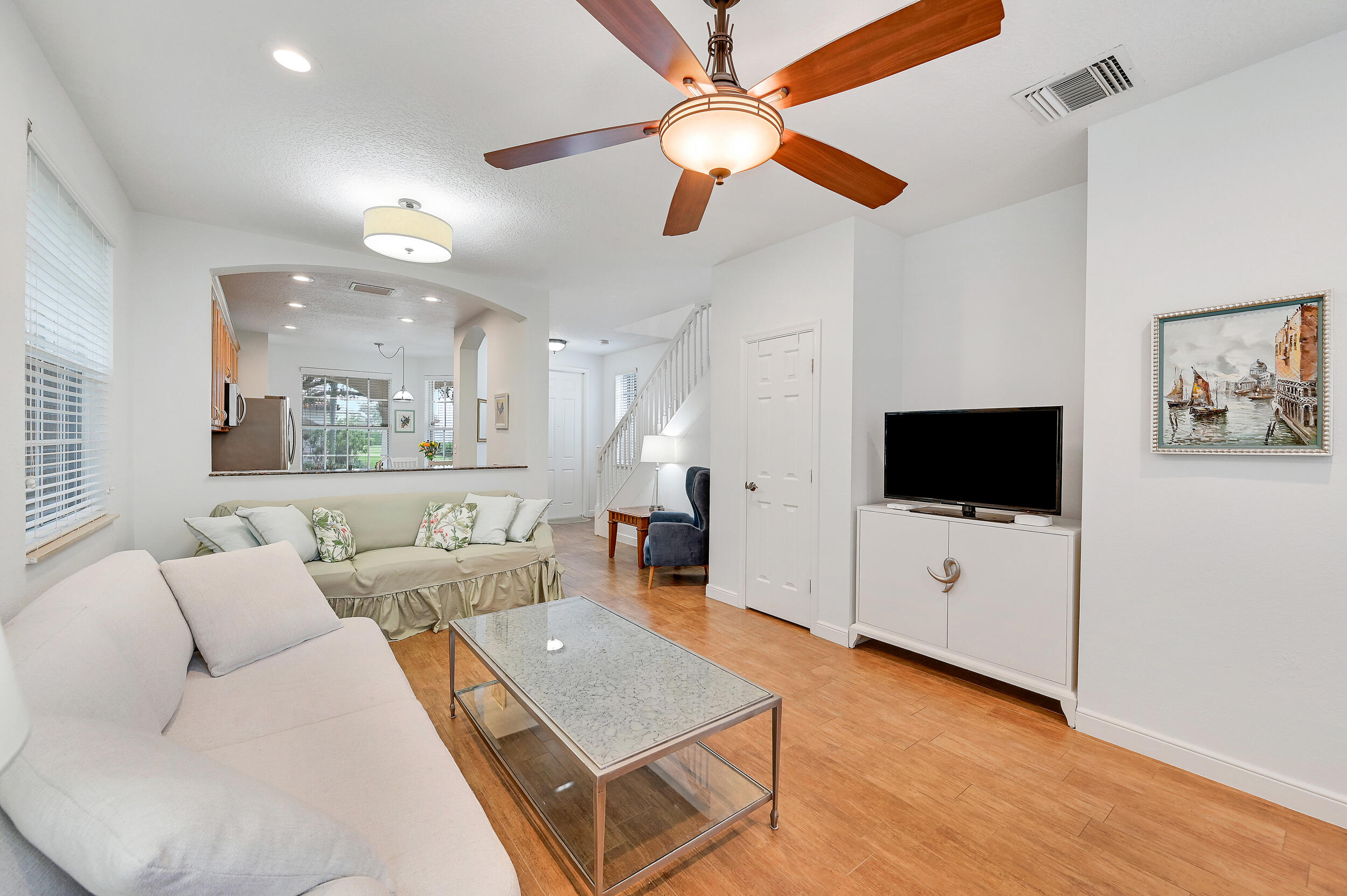 654 CASTLE, Palm Beach Gardens FL 33410