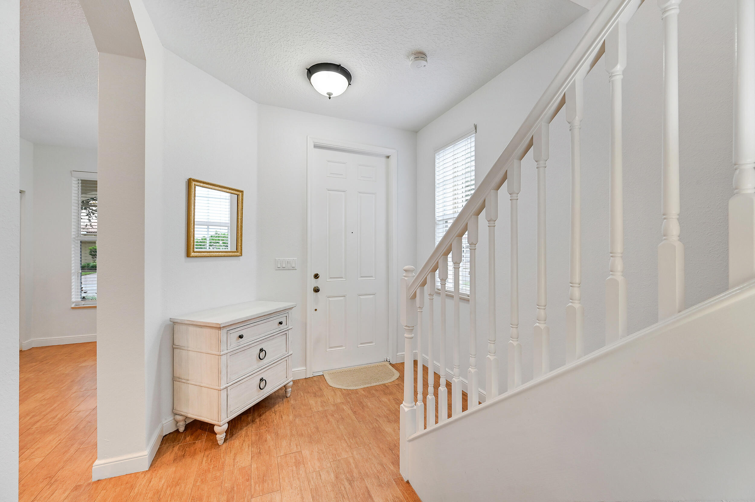 654 CASTLE, Palm Beach Gardens FL 33410