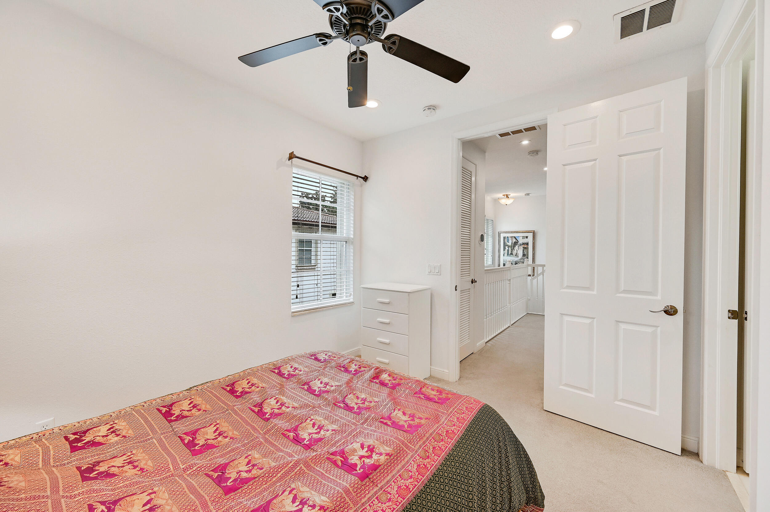 654 CASTLE, Palm Beach Gardens FL 33410