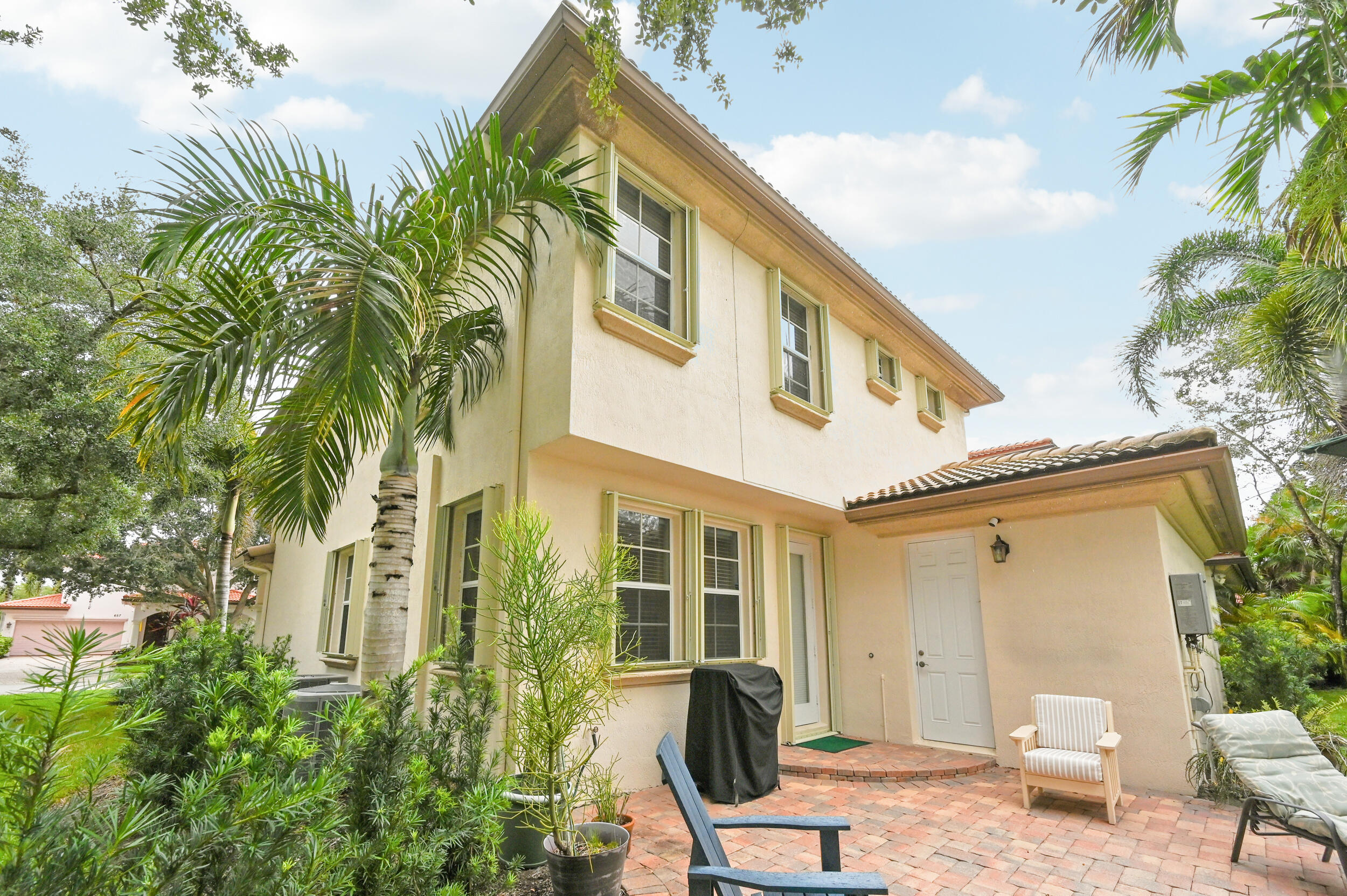 654 CASTLE, Palm Beach Gardens FL 33410