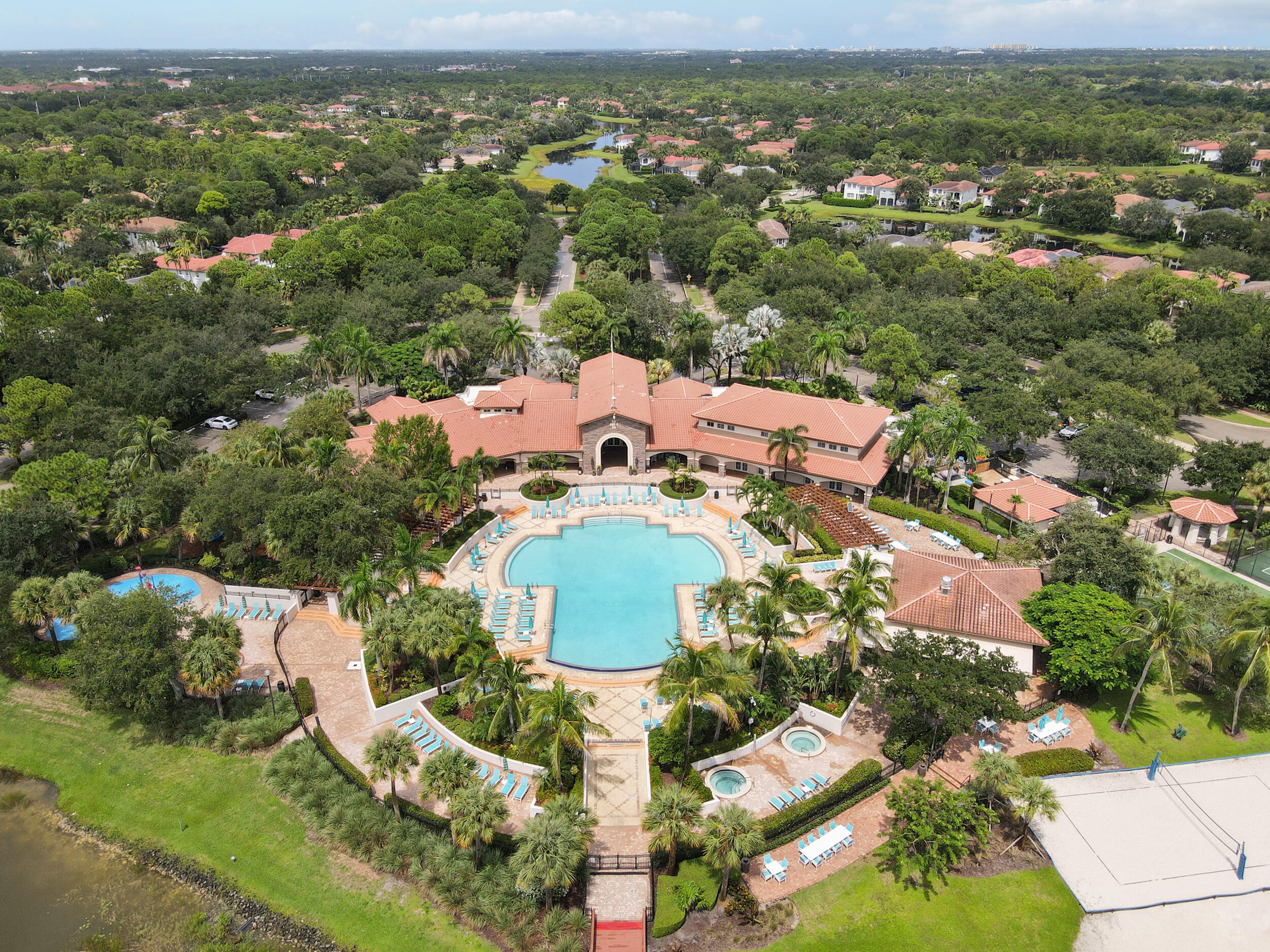 654 CASTLE, Palm Beach Gardens FL 33410