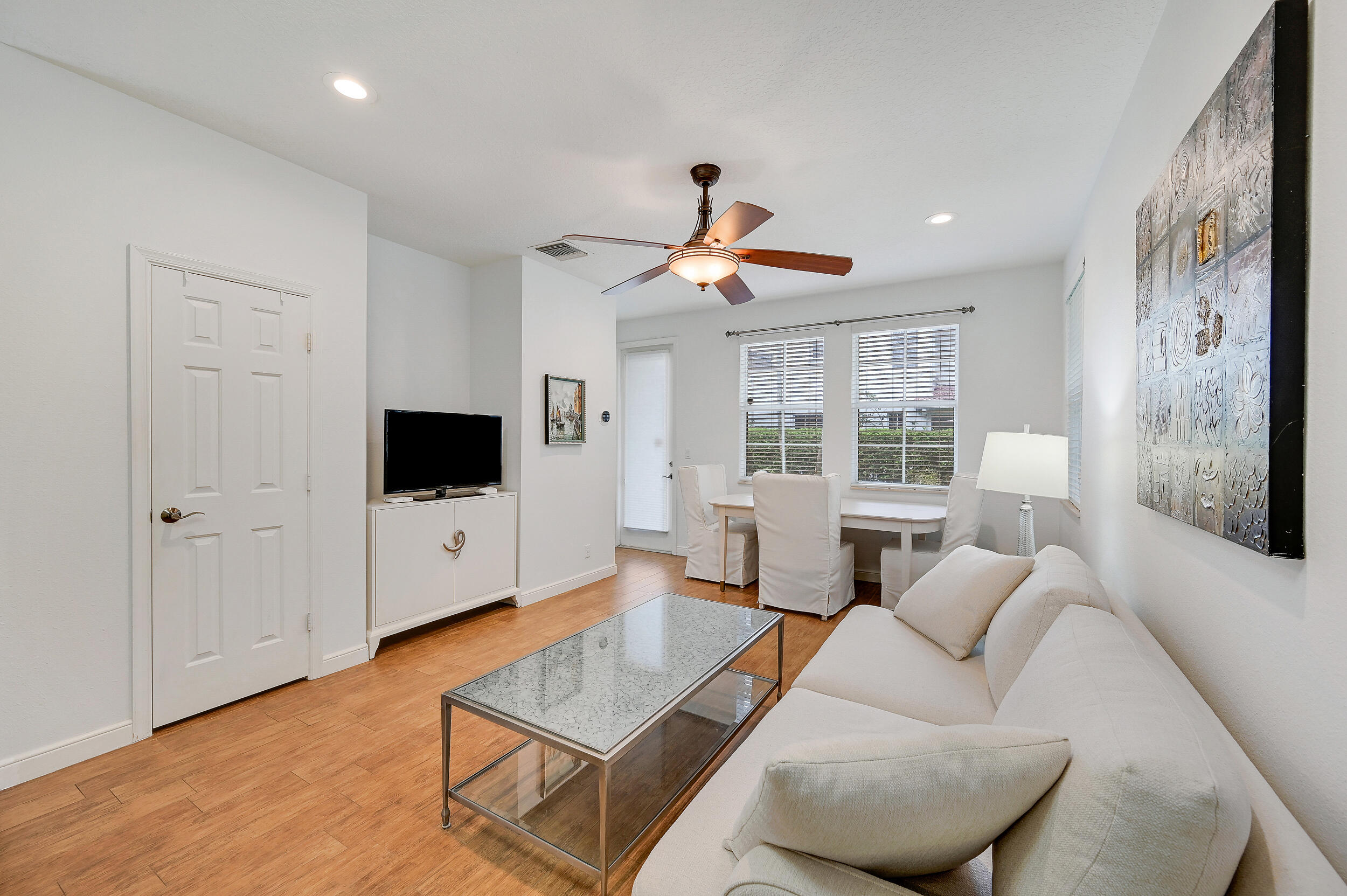 654 CASTLE, Palm Beach Gardens FL 33410