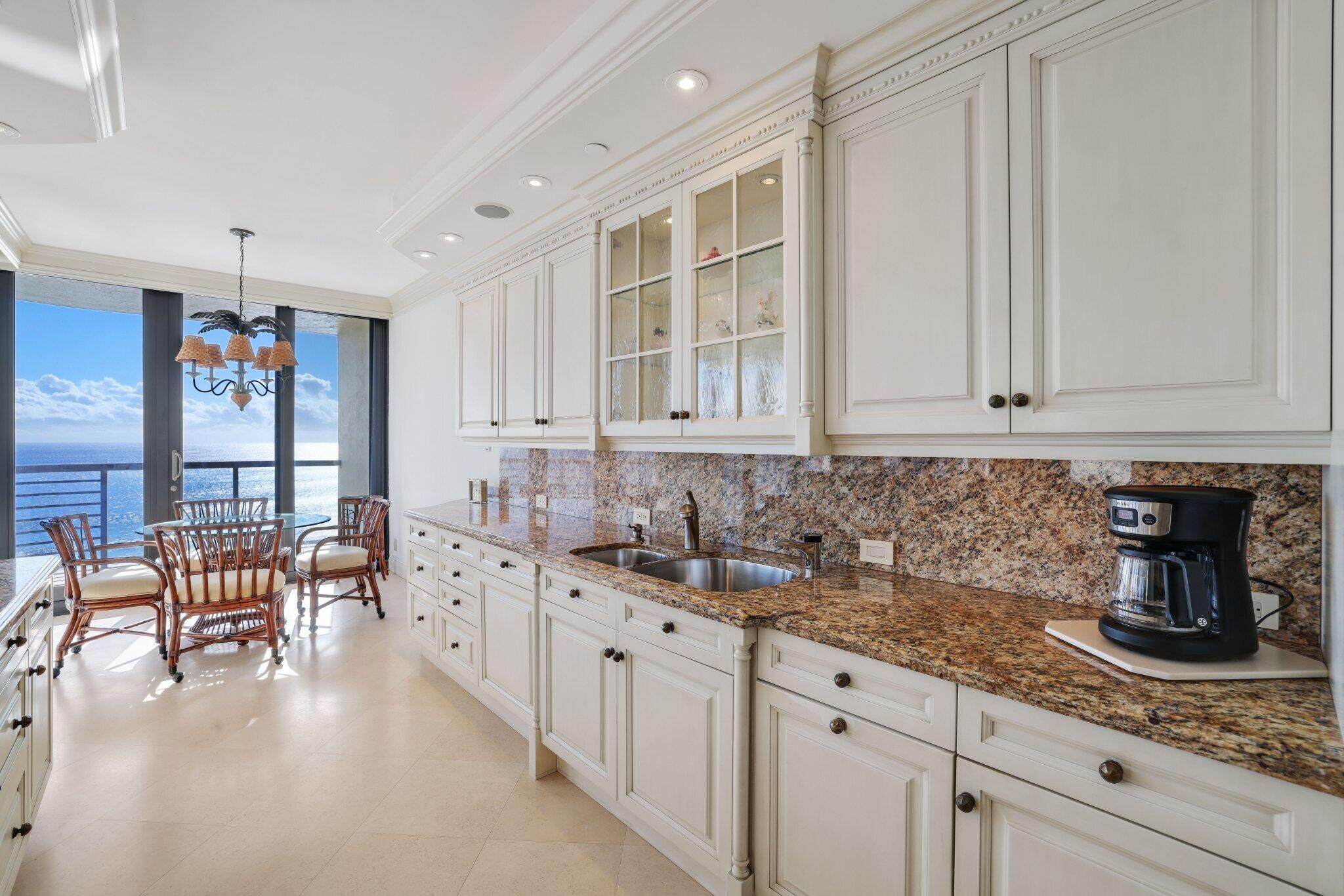 2727 S OCEAN #1502, Highland Beach FL 33487