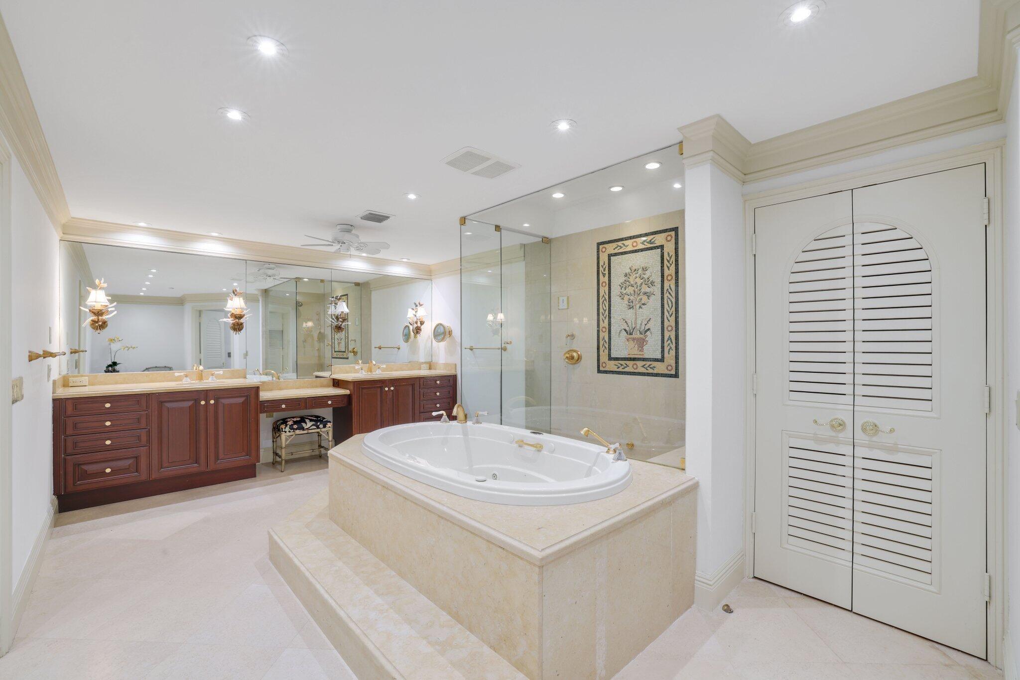 2727 S OCEAN #1502, Highland Beach FL 33487