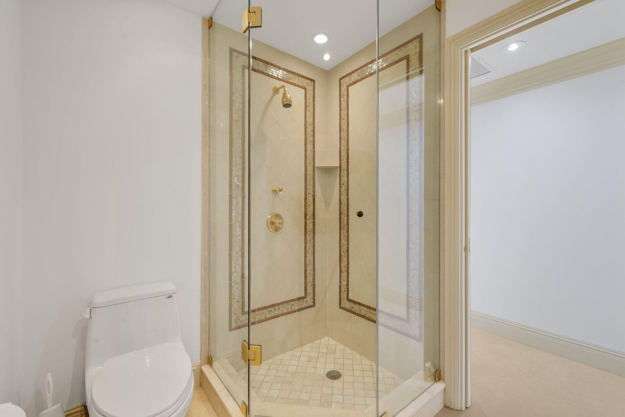 2727 S OCEAN #1502, Highland Beach FL 33487