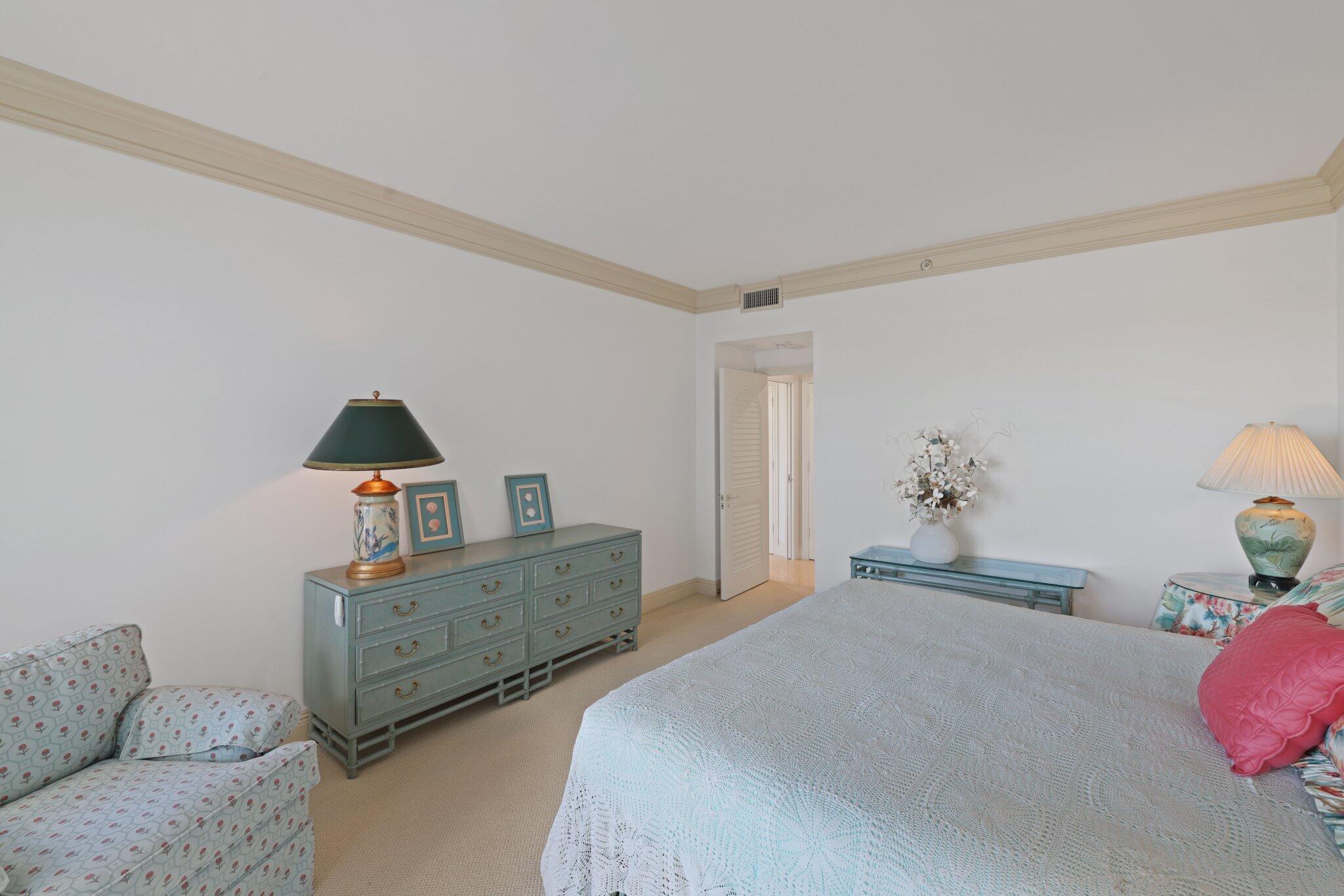 2727 S OCEAN #1502, Highland Beach FL 33487