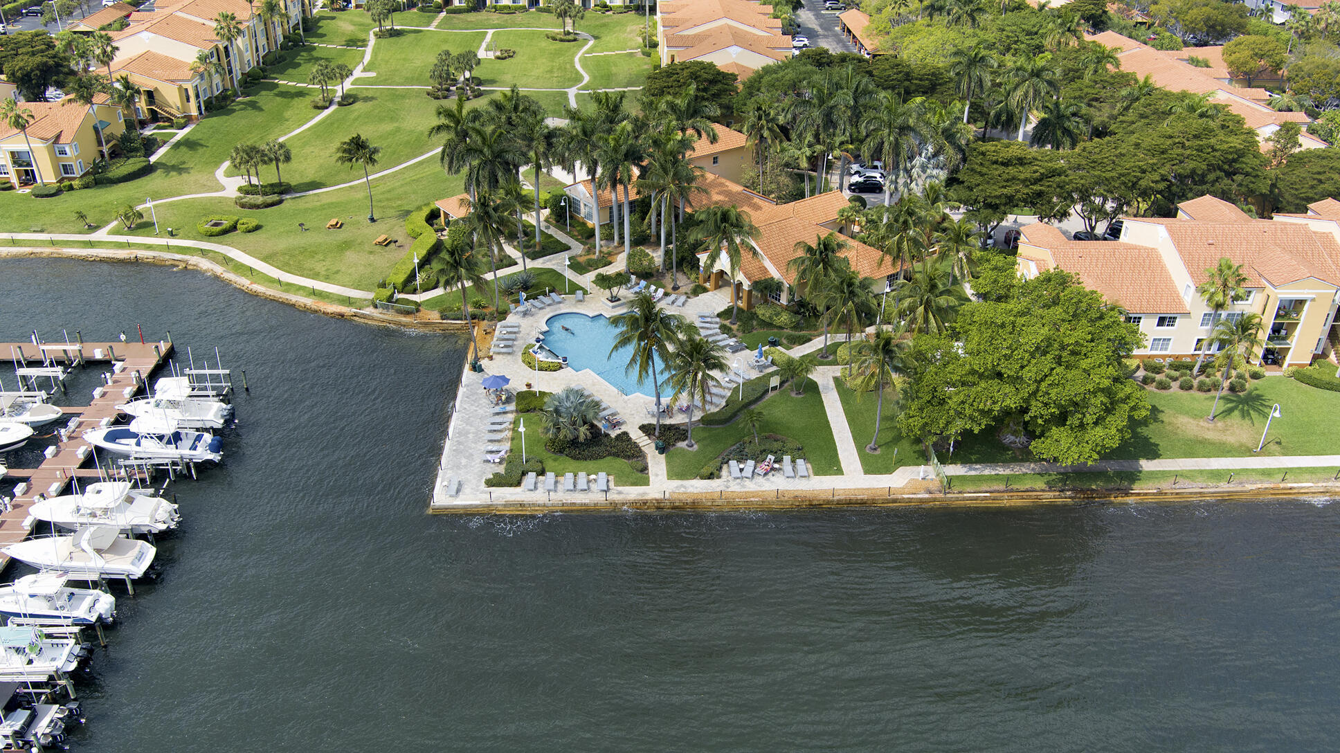 180 Yacht Club #308, Hypoluxo FL 33462