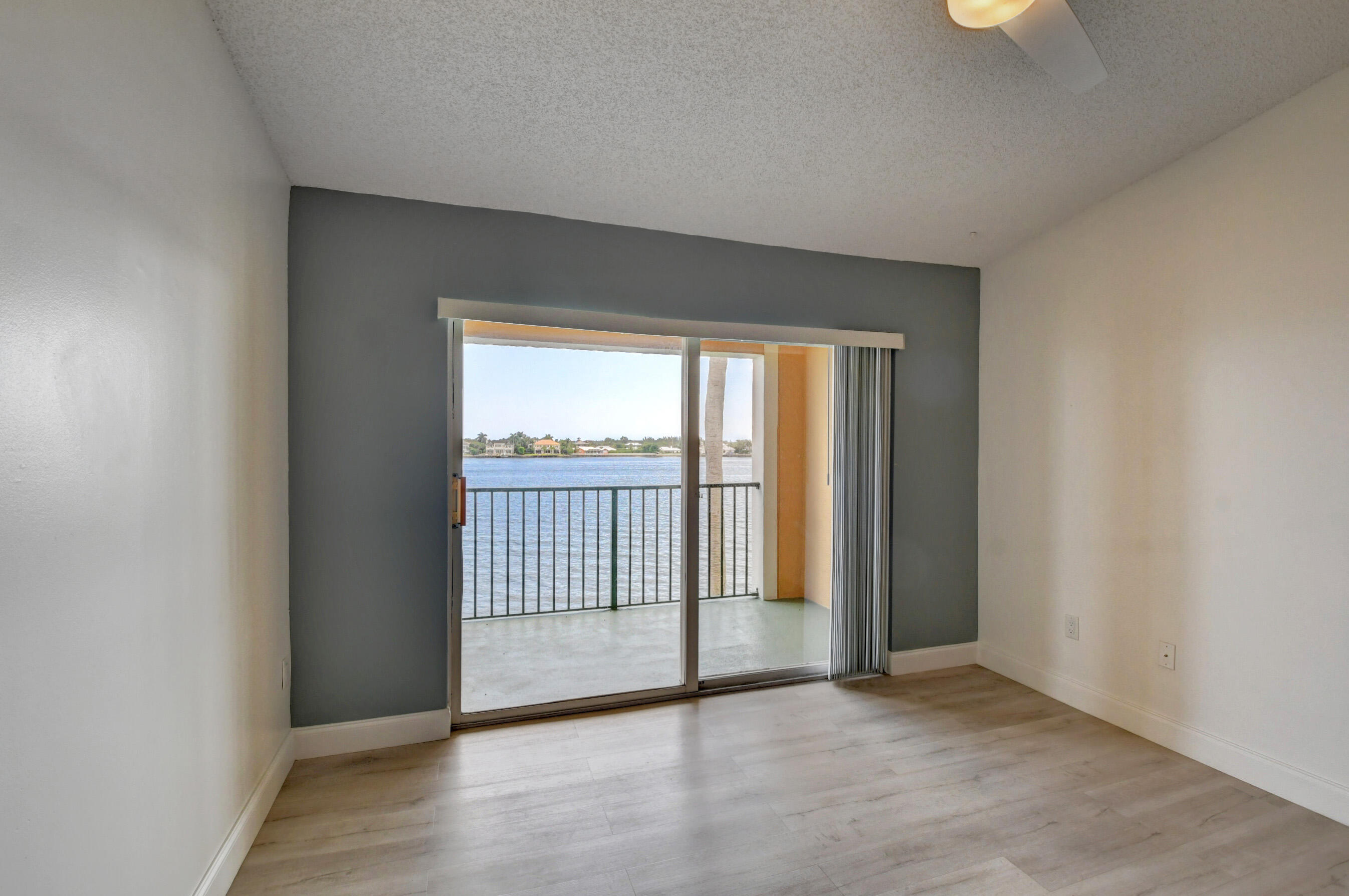 180 Yacht Club #308, Hypoluxo FL 33462