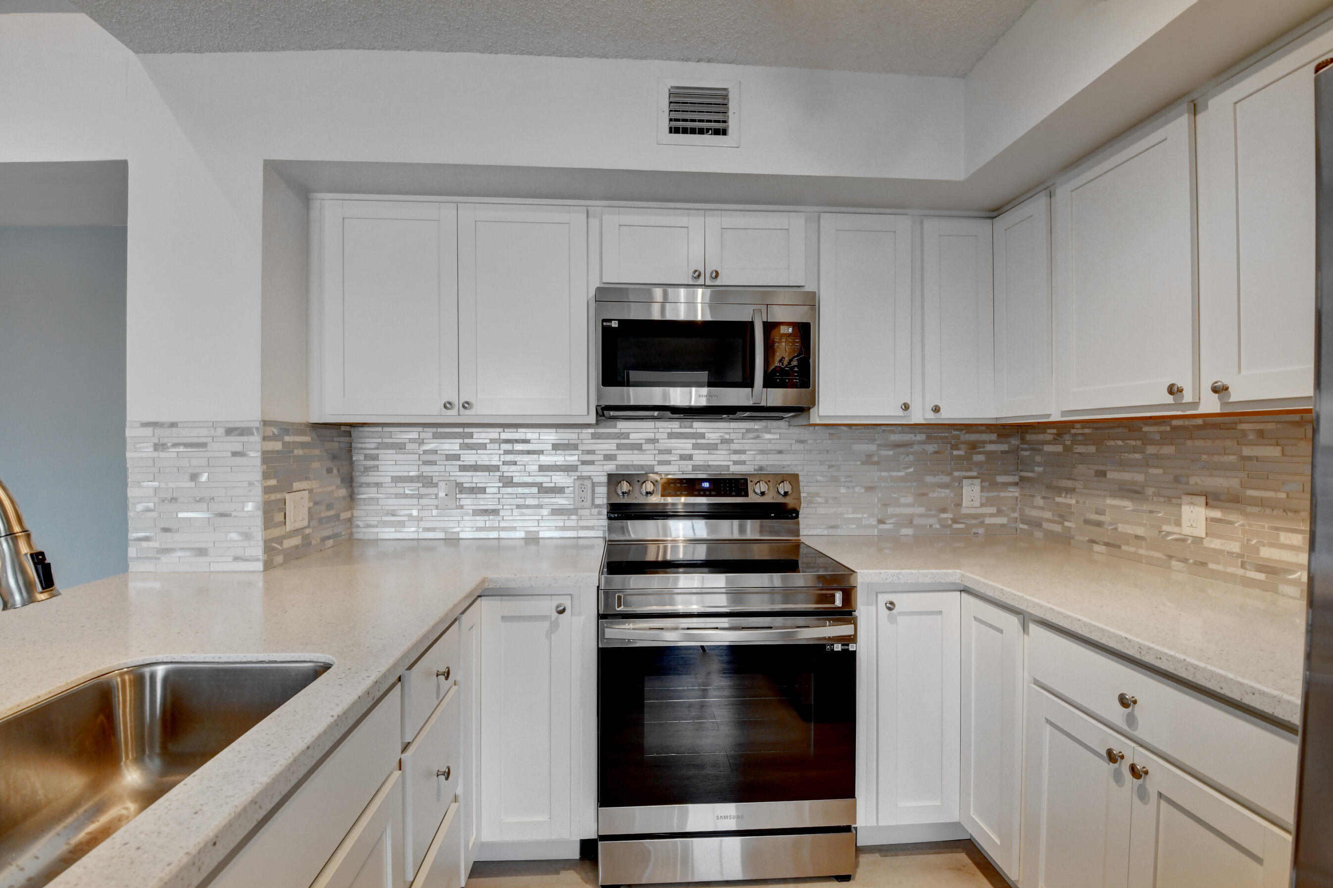 180 Yacht Club #308, Hypoluxo FL 33462