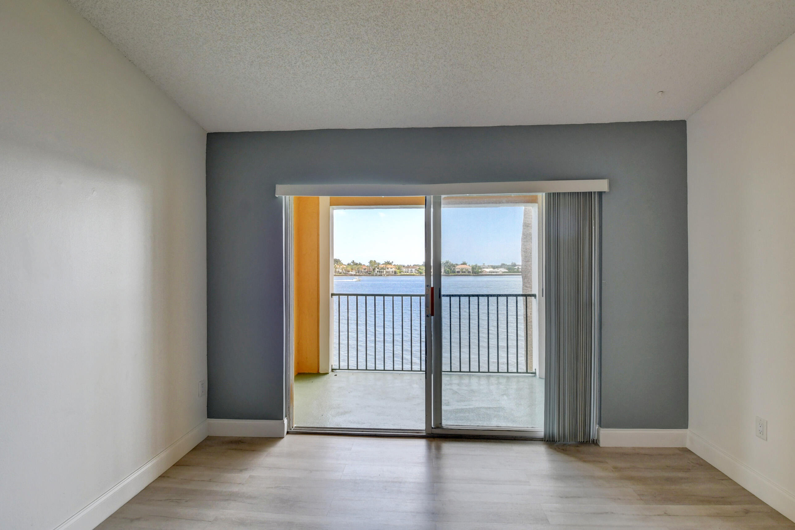 180 Yacht Club #308, Hypoluxo FL 33462