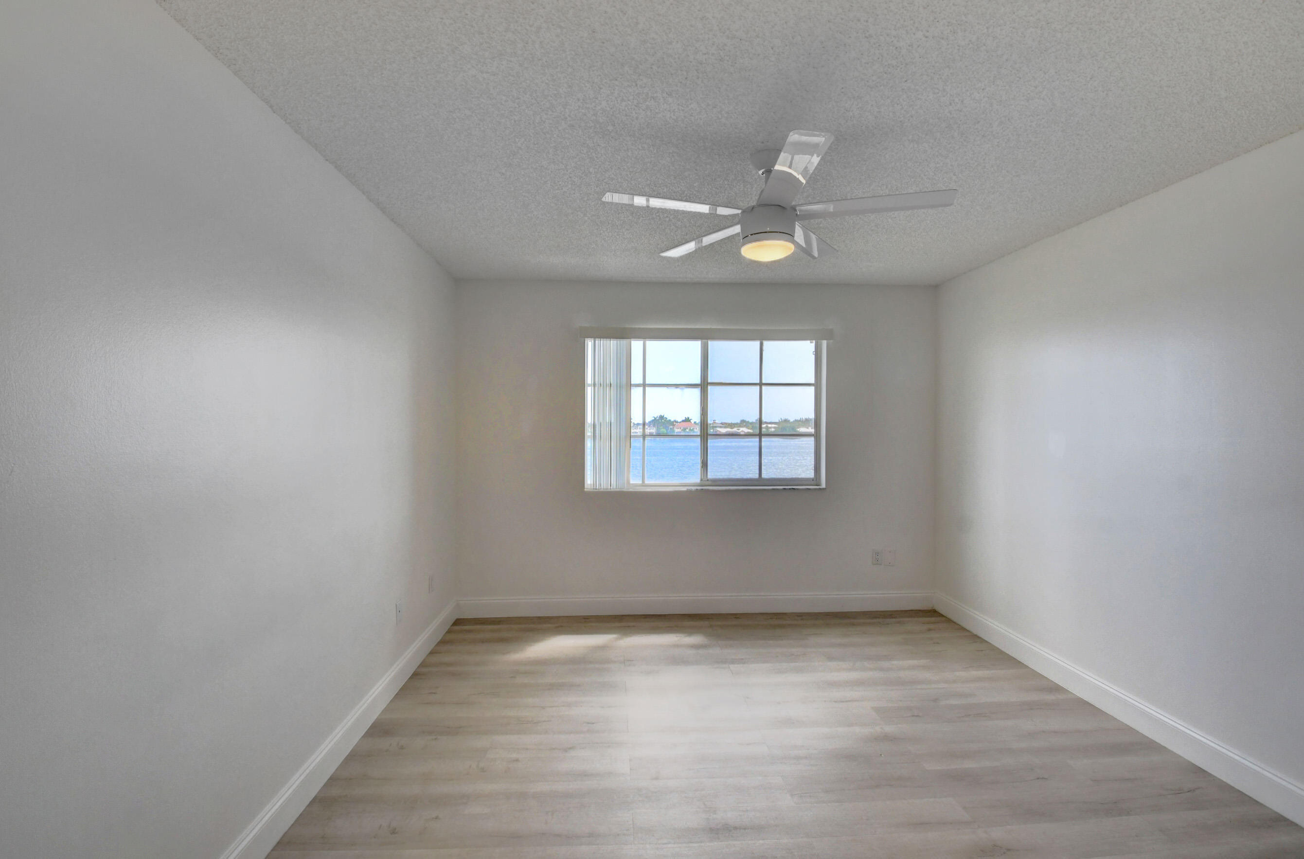 180 Yacht Club #308, Hypoluxo FL 33462