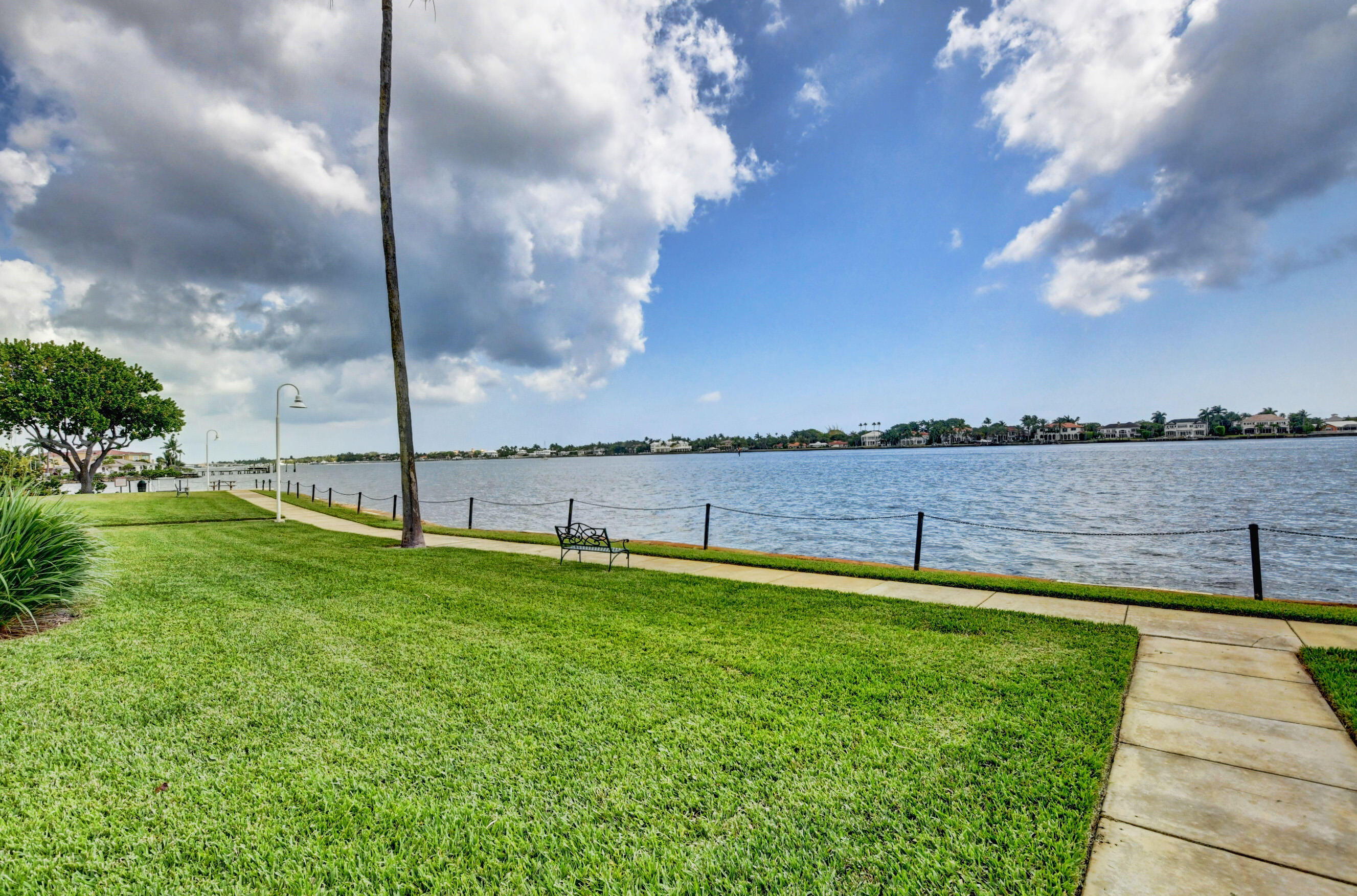180 Yacht Club #308, Hypoluxo FL 33462