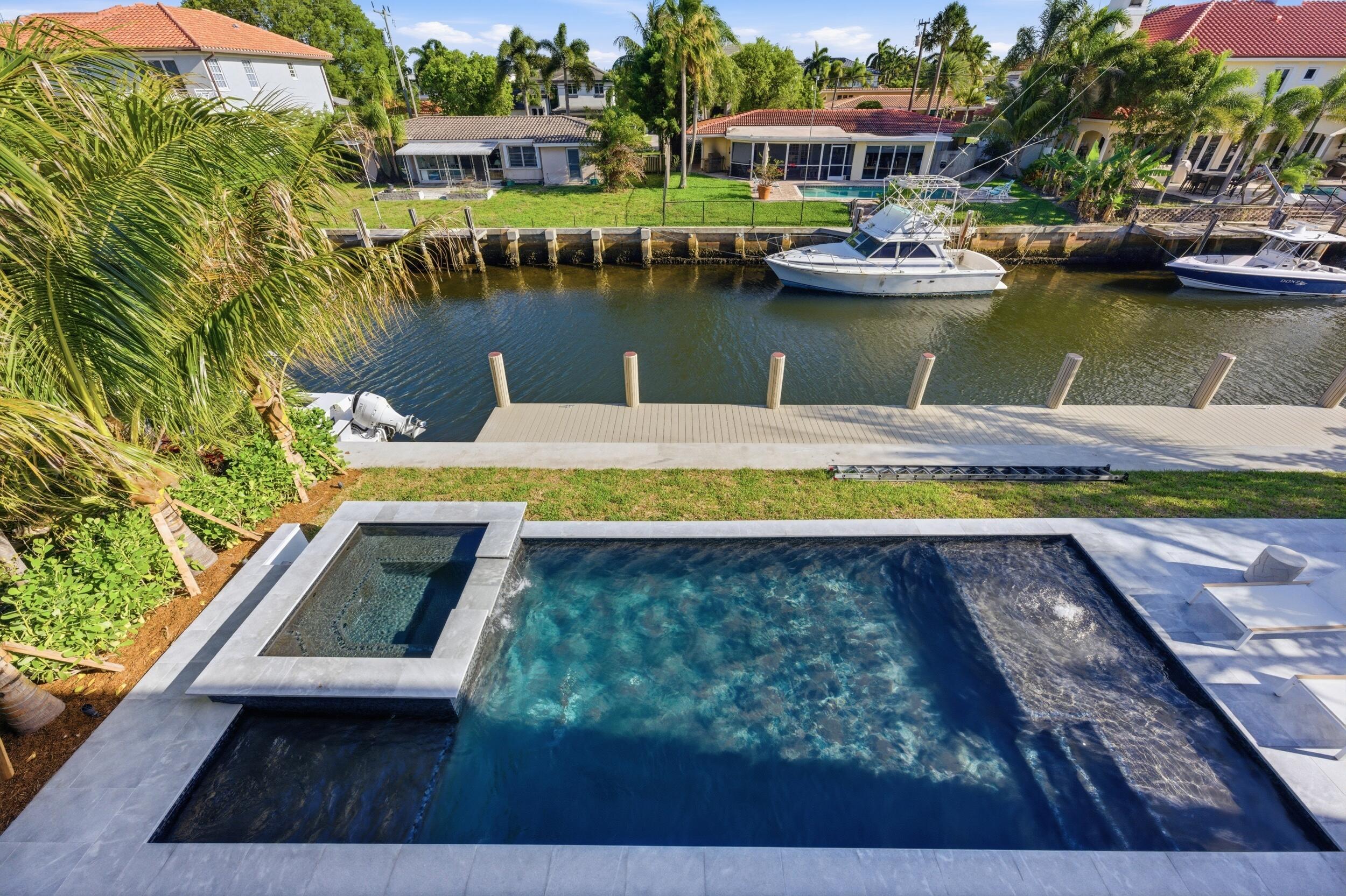 2360 NE 49th, Lighthouse Point FL 33064