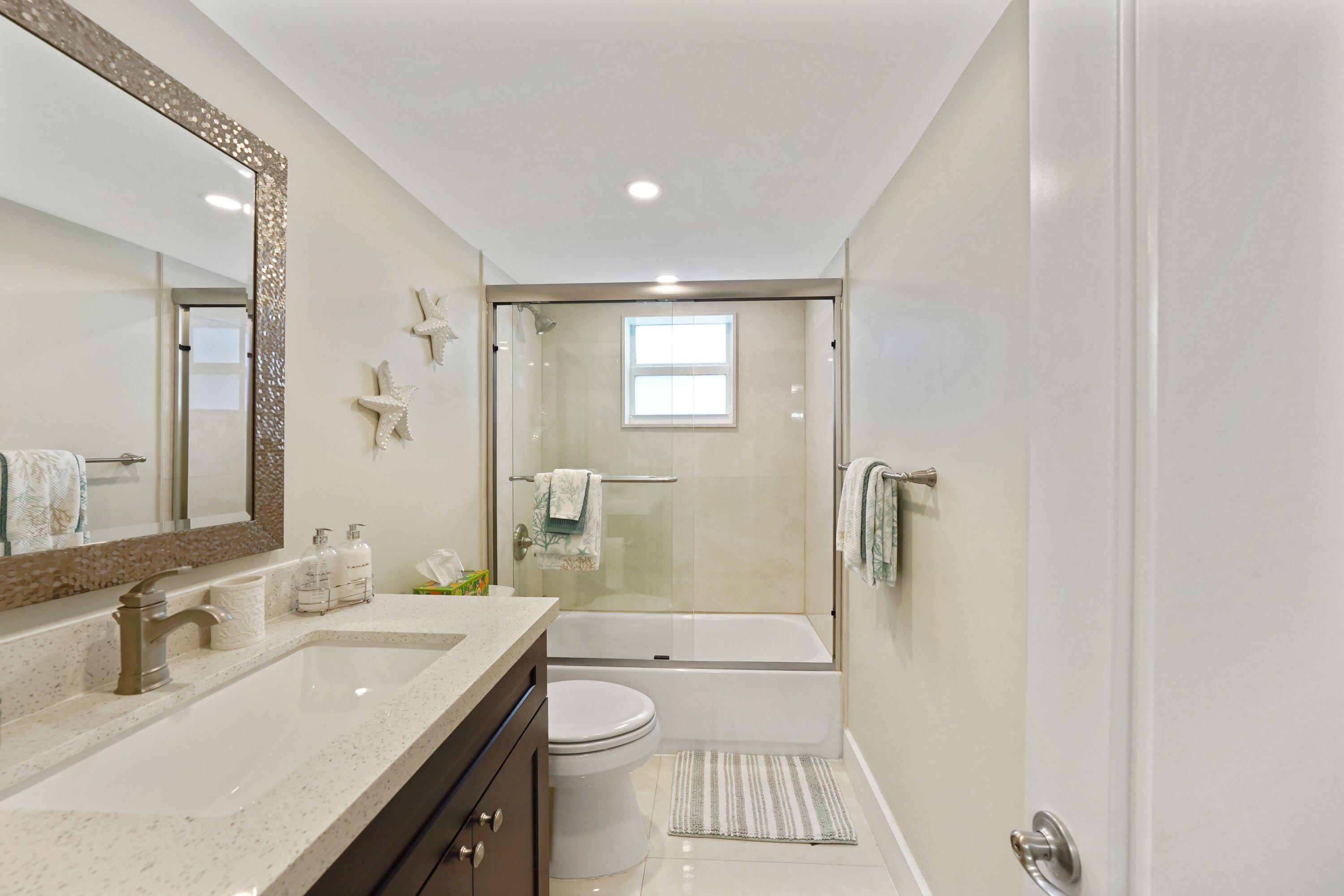 321 SE 3RD #308, Dania Beach FL 33004