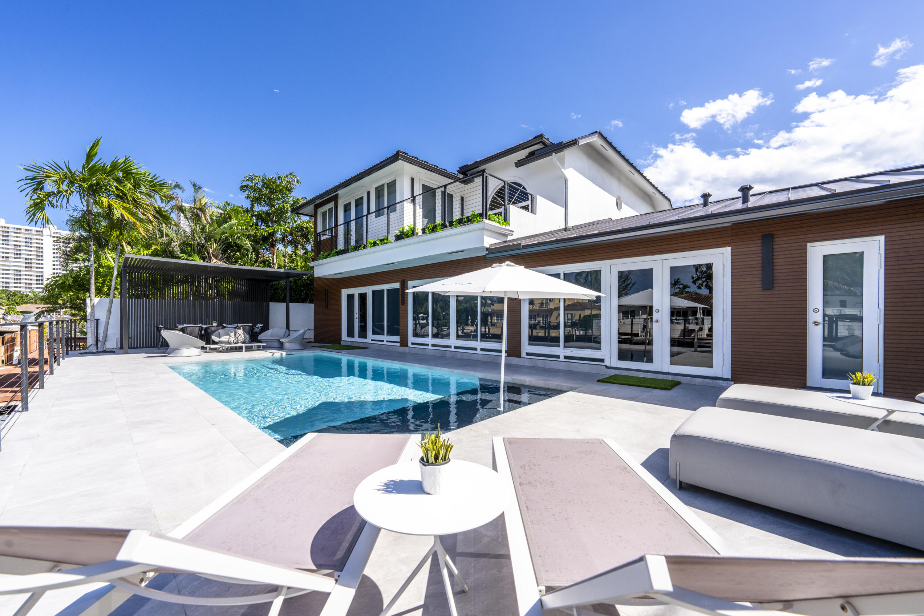 11 Castle Harbor Isle, Fort Lauderdale FL 33308