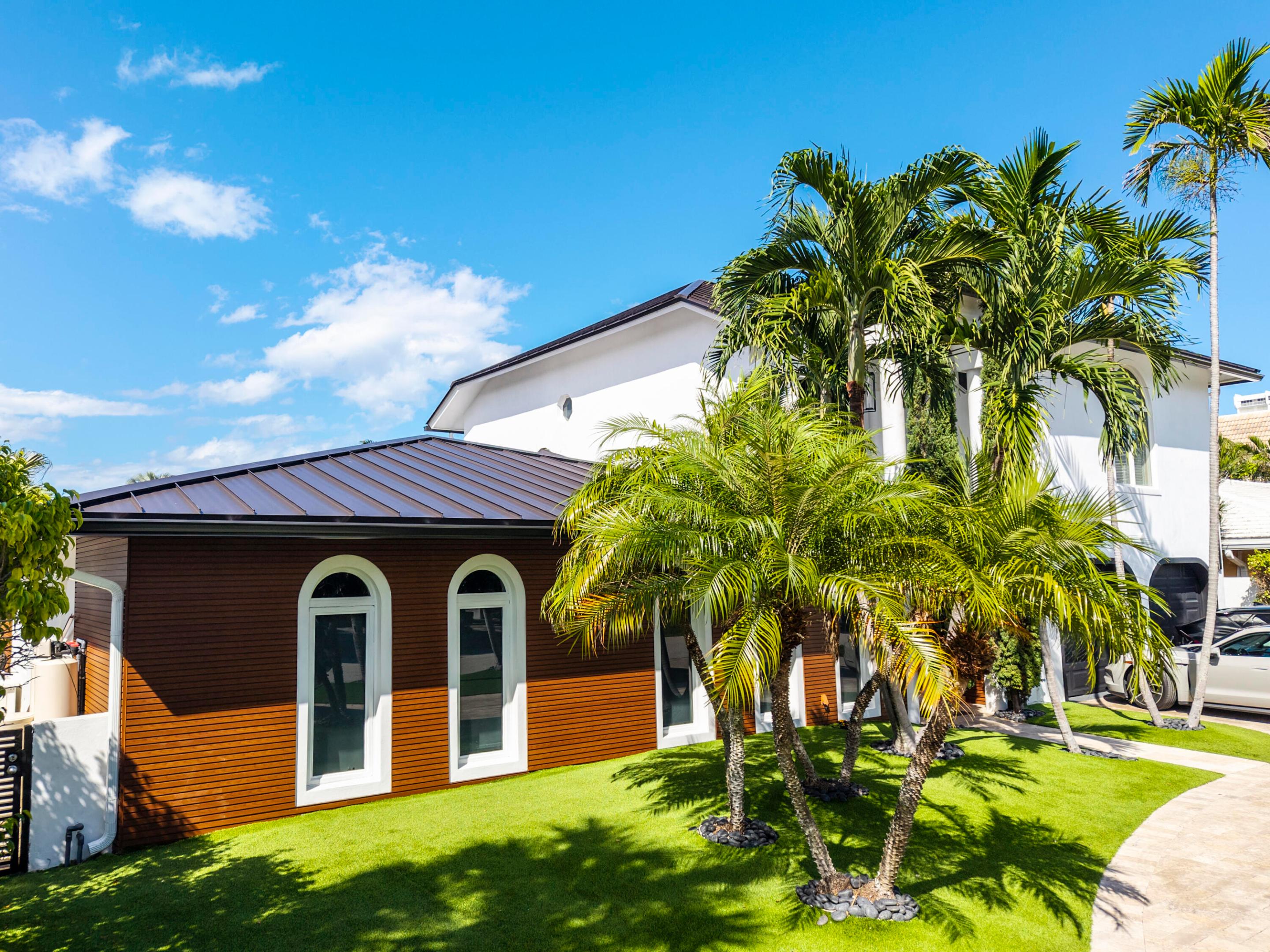 11 Castle Harbor Isle, Fort Lauderdale FL 33308