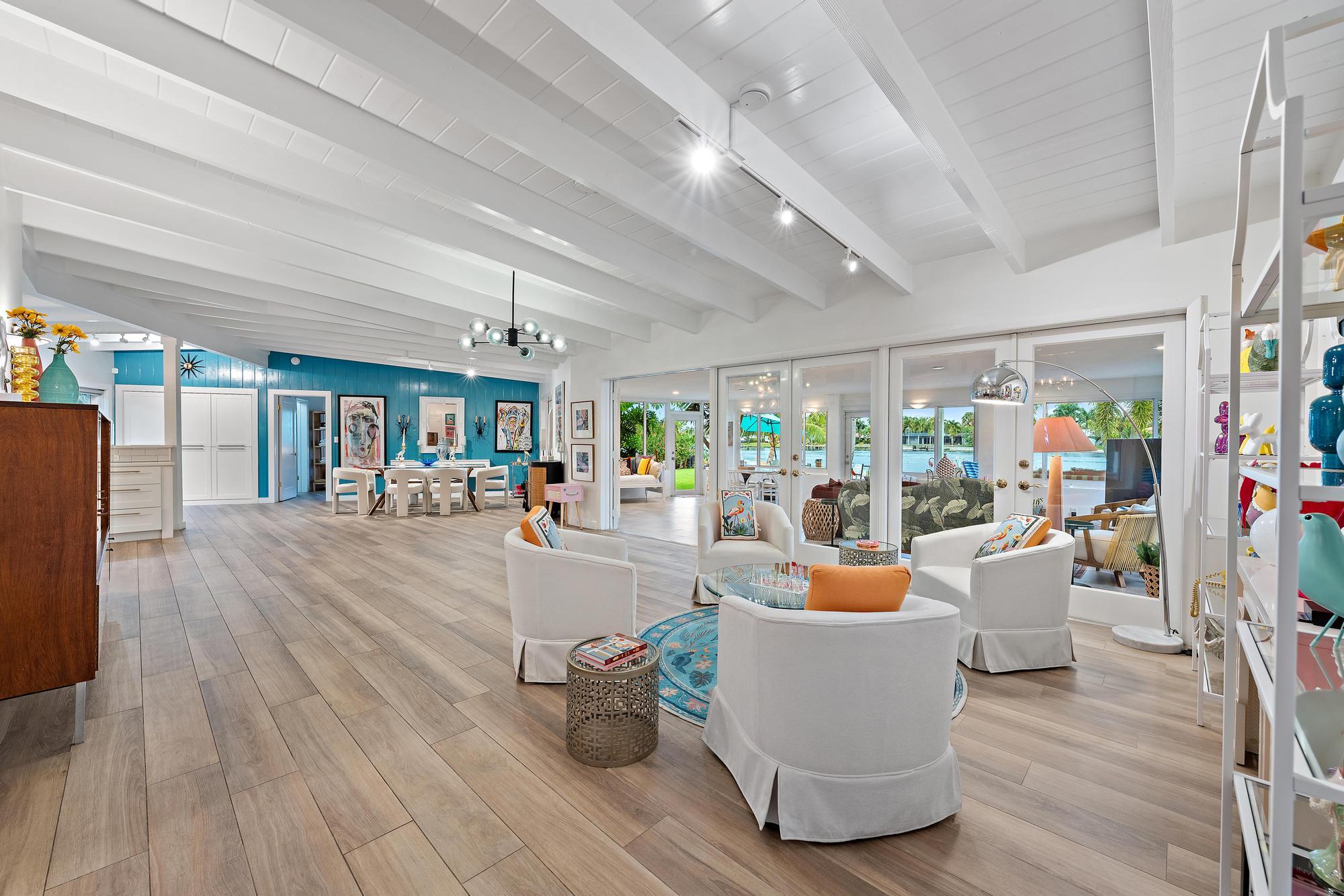 7128 W Lake, Lake Clarke Shores FL 33406