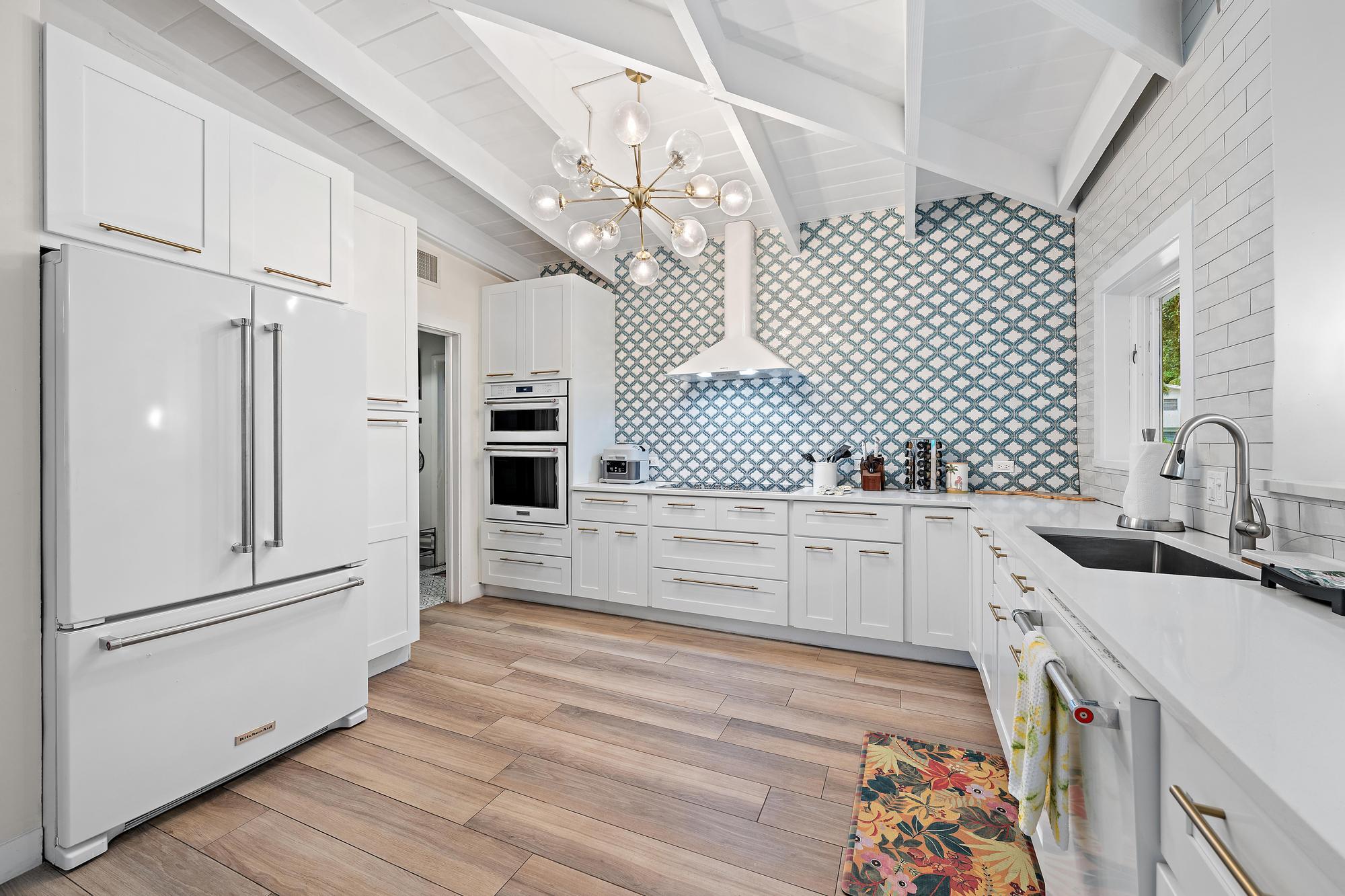 7128 W Lake, Lake Clarke Shores FL 33406