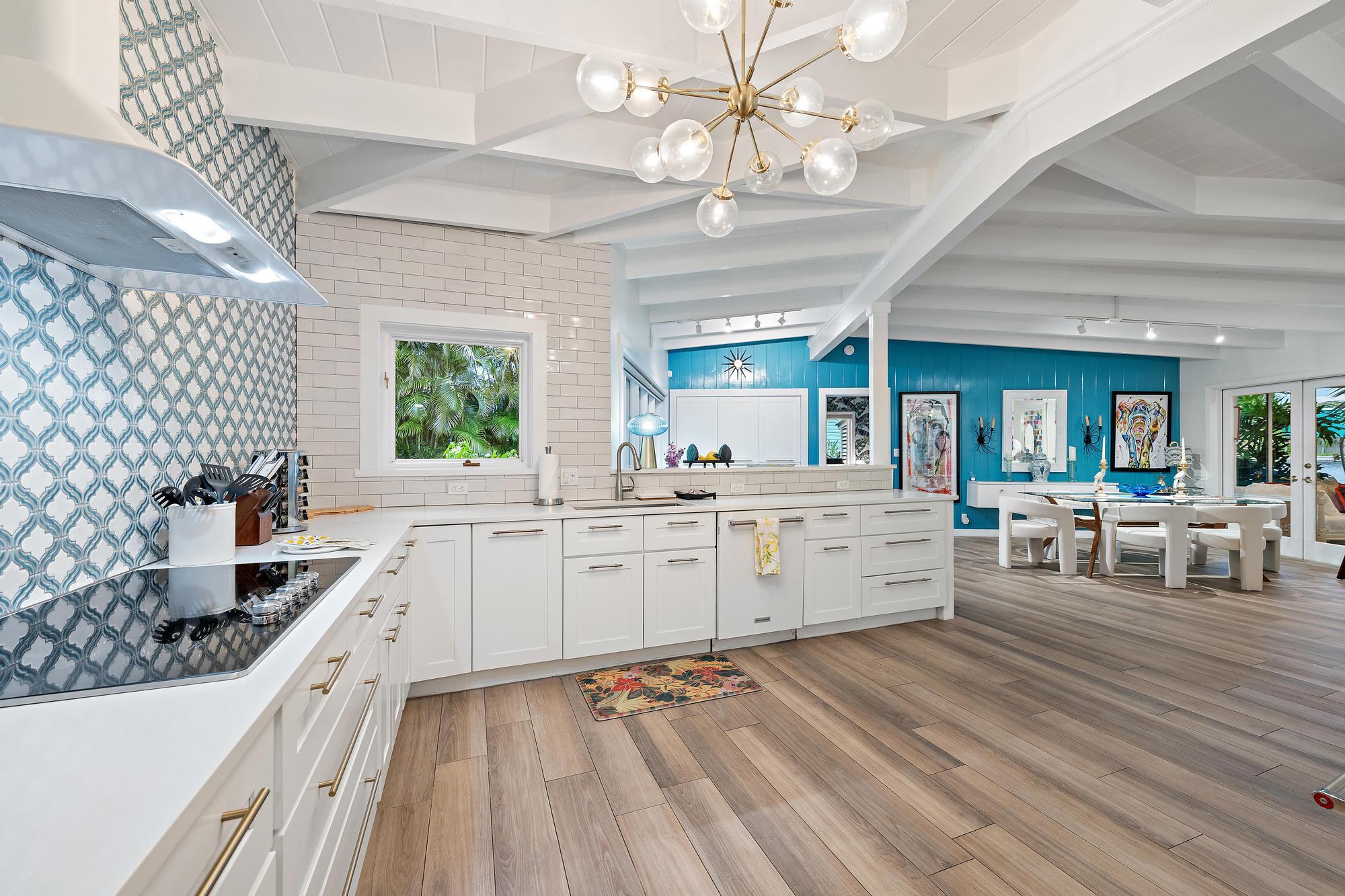 7128 W Lake, Lake Clarke Shores FL 33406