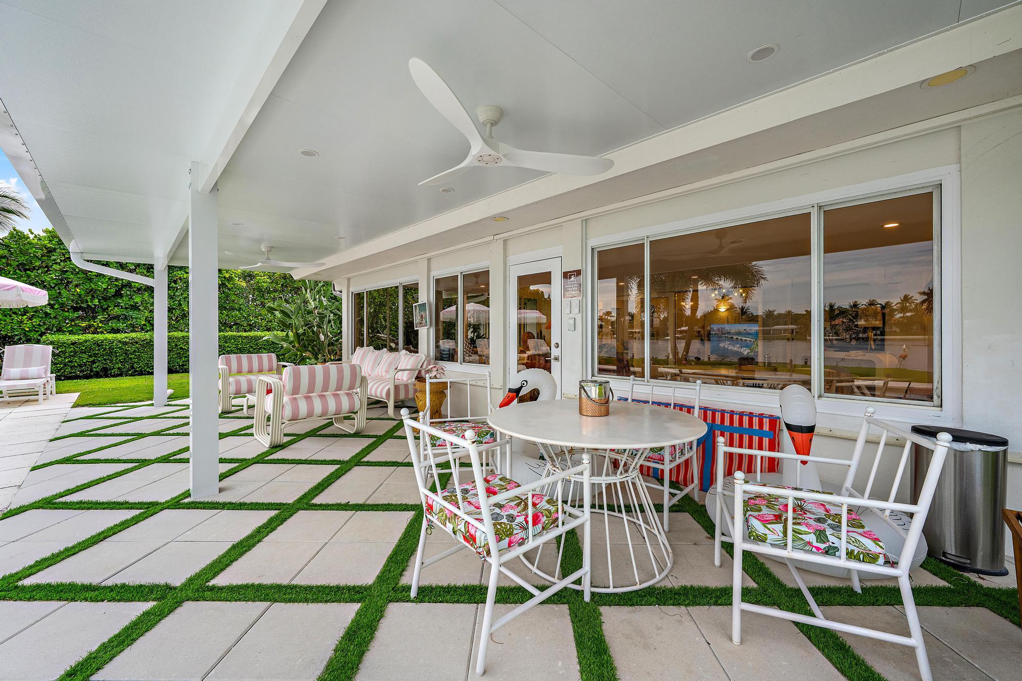 7128 W Lake, Lake Clarke Shores FL 33406