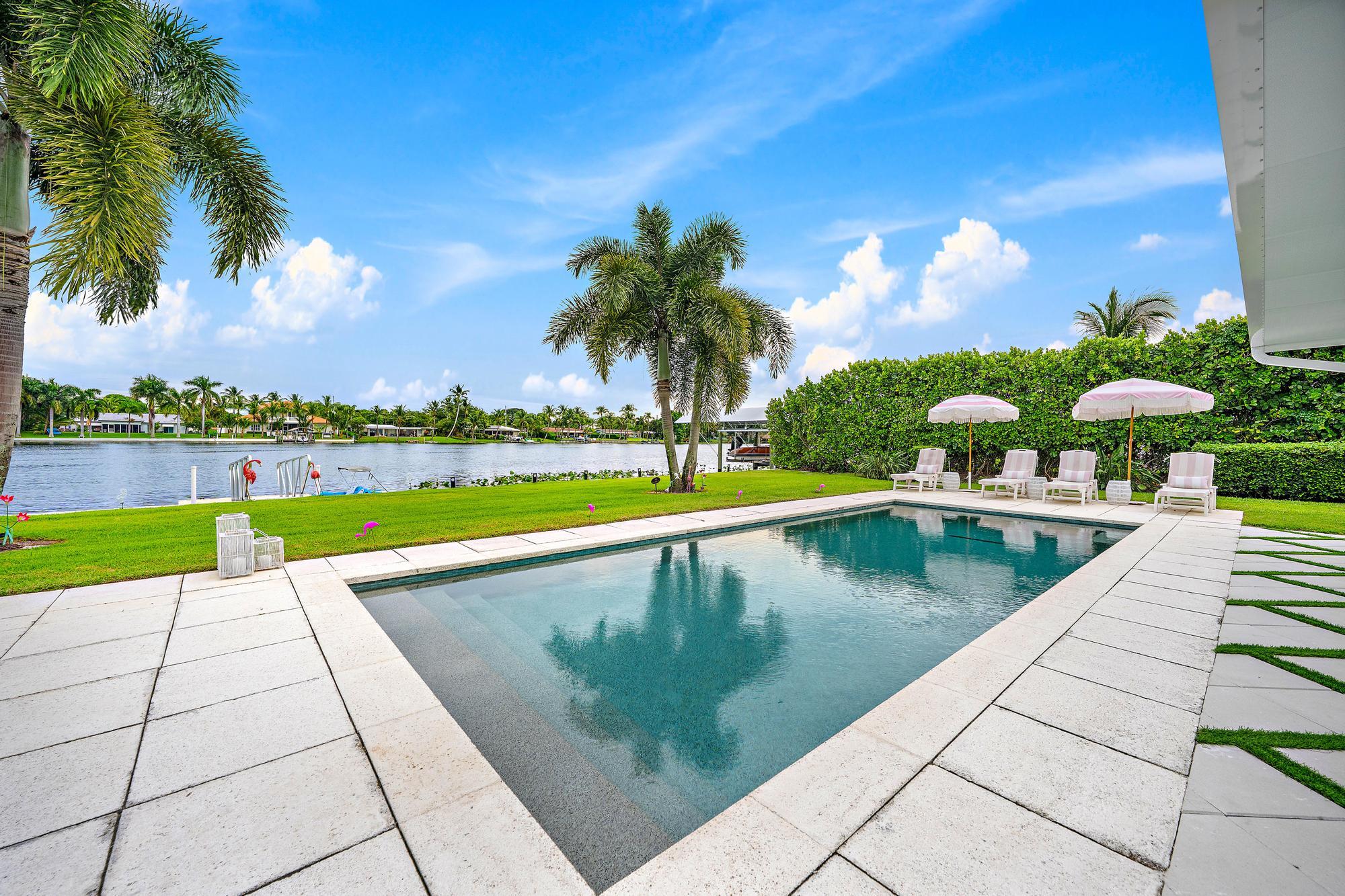 7128 W Lake, Lake Clarke Shores FL 33406
