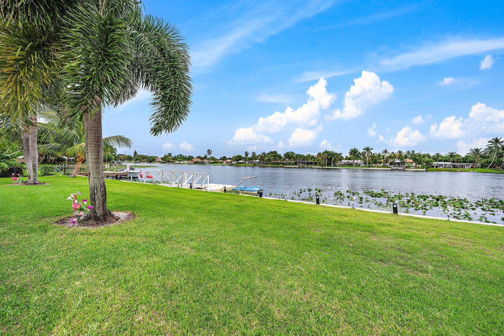 7128 W Lake, Lake Clarke Shores FL 33406