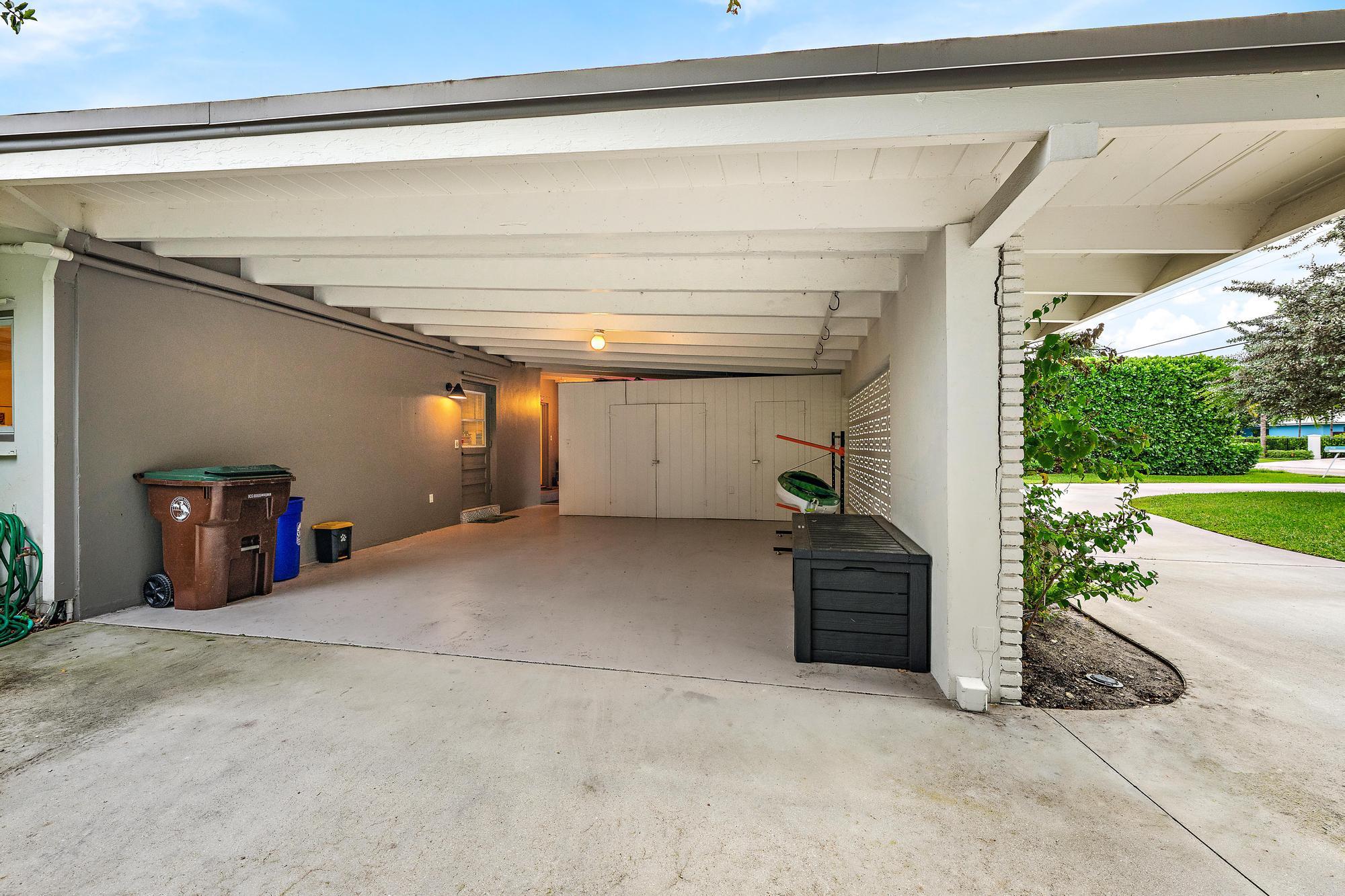 7128 W Lake, Lake Clarke Shores FL 33406