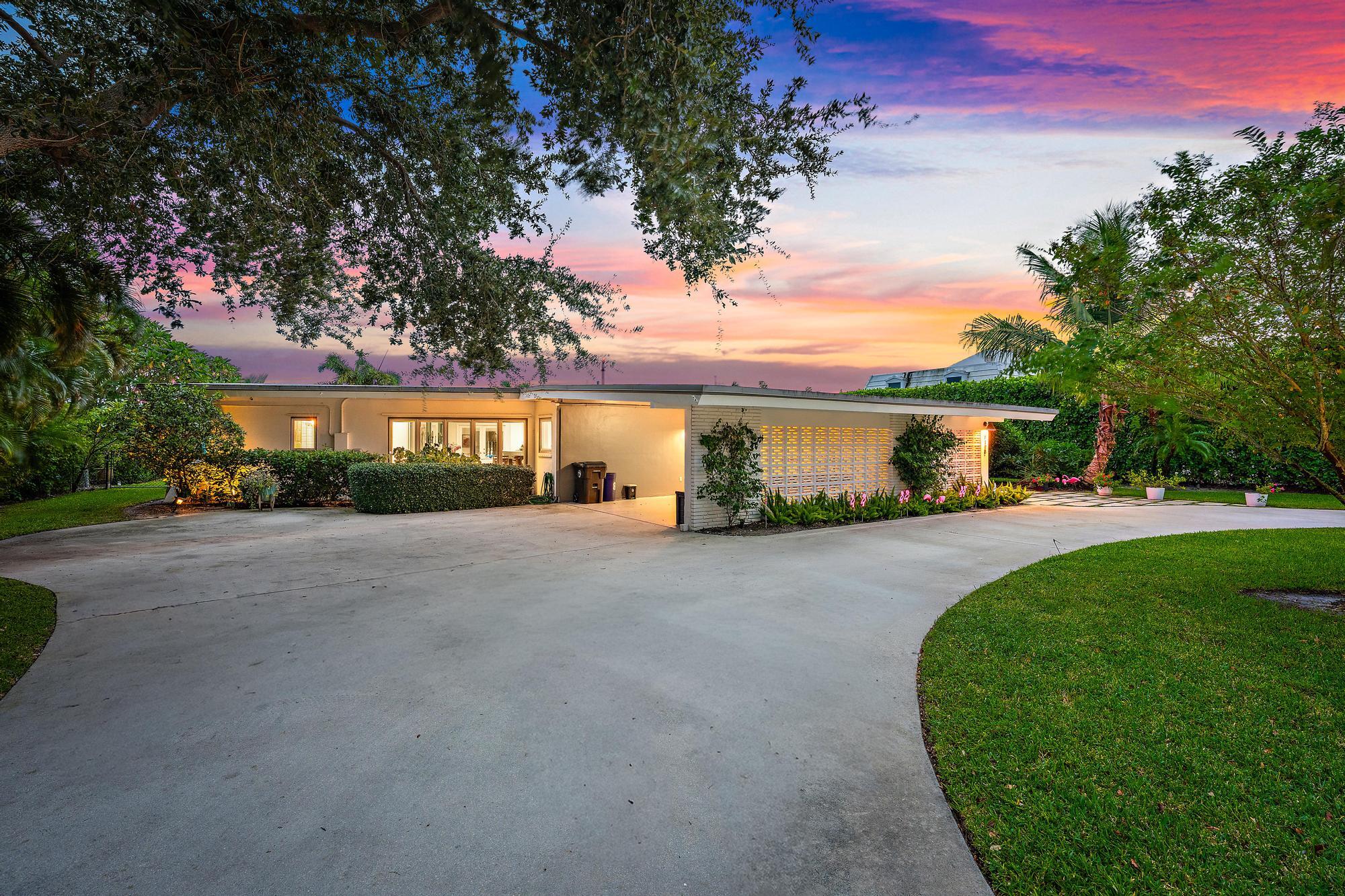 7128 W Lake, Lake Clarke Shores FL 33406