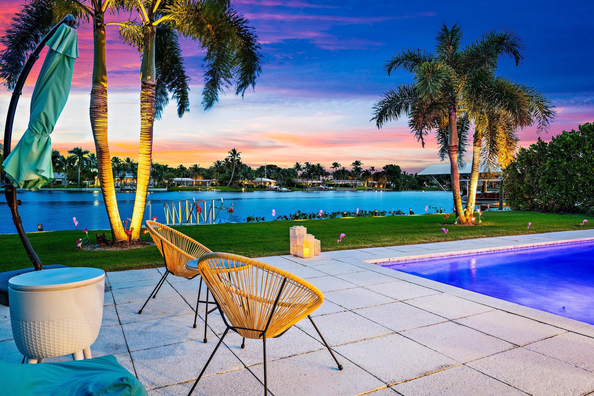 7128 W Lake, Lake Clarke Shores FL 33406
