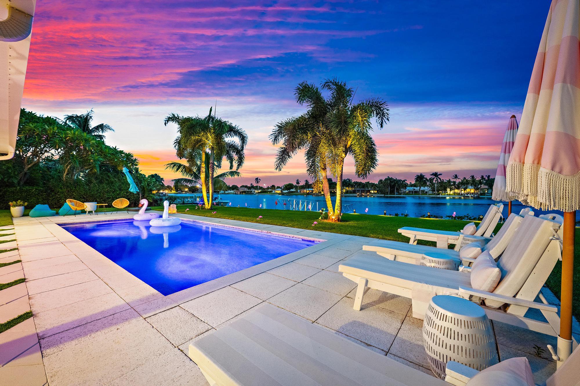 7128 W Lake, Lake Clarke Shores FL 33406