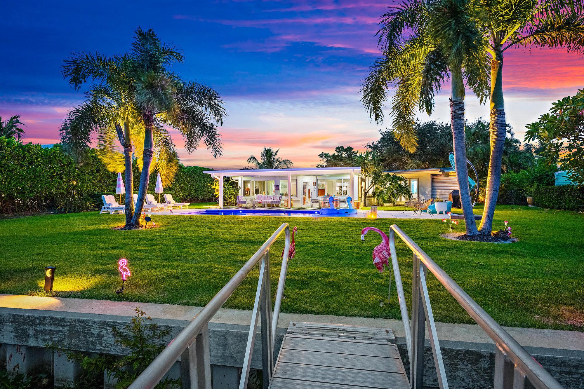 7128 W Lake, Lake Clarke Shores FL 33406