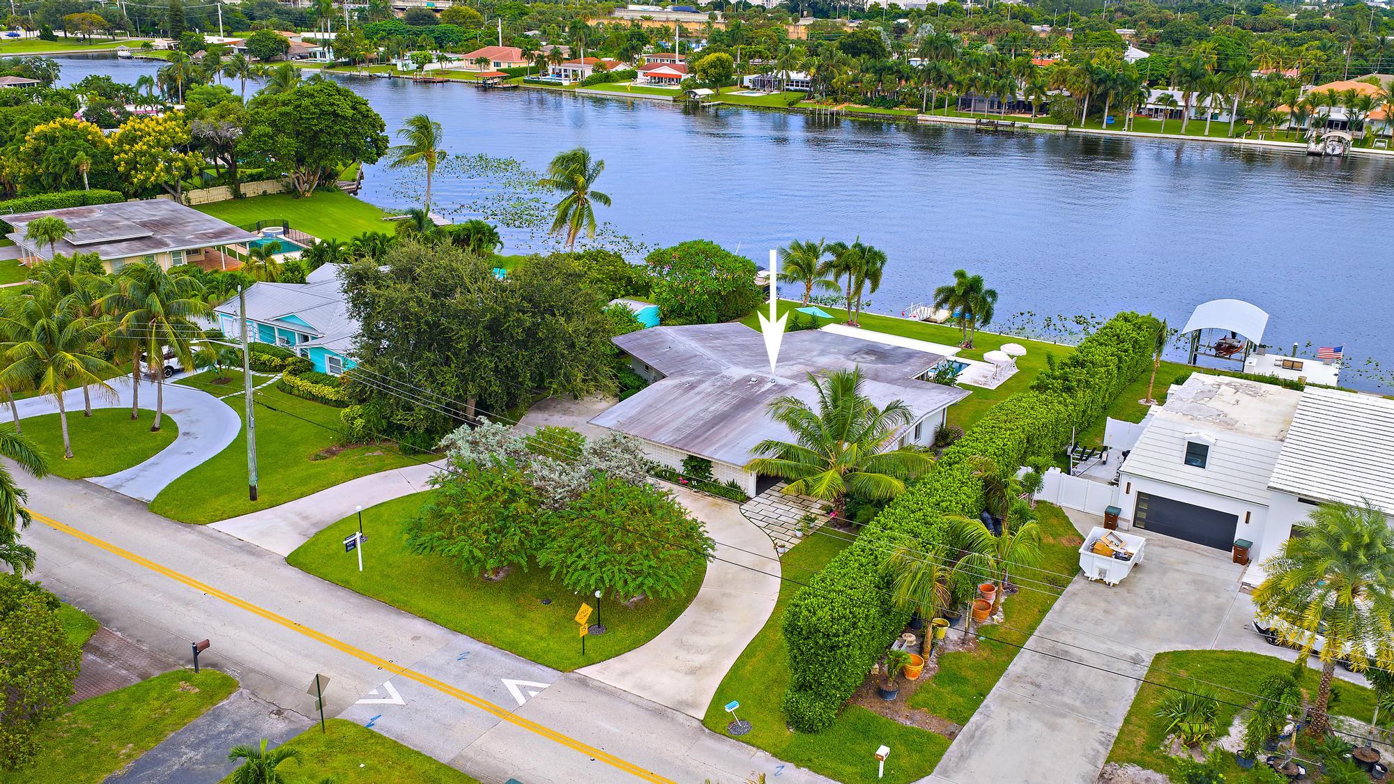 7128 W Lake, Lake Clarke Shores FL 33406