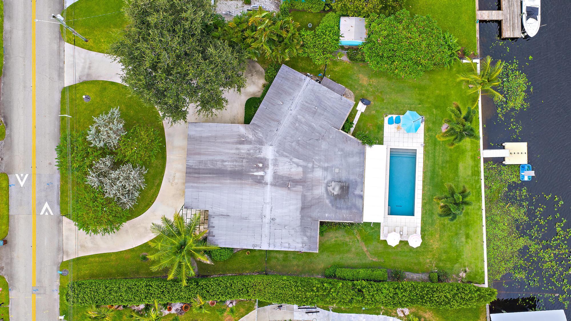 7128 W Lake, Lake Clarke Shores FL 33406
