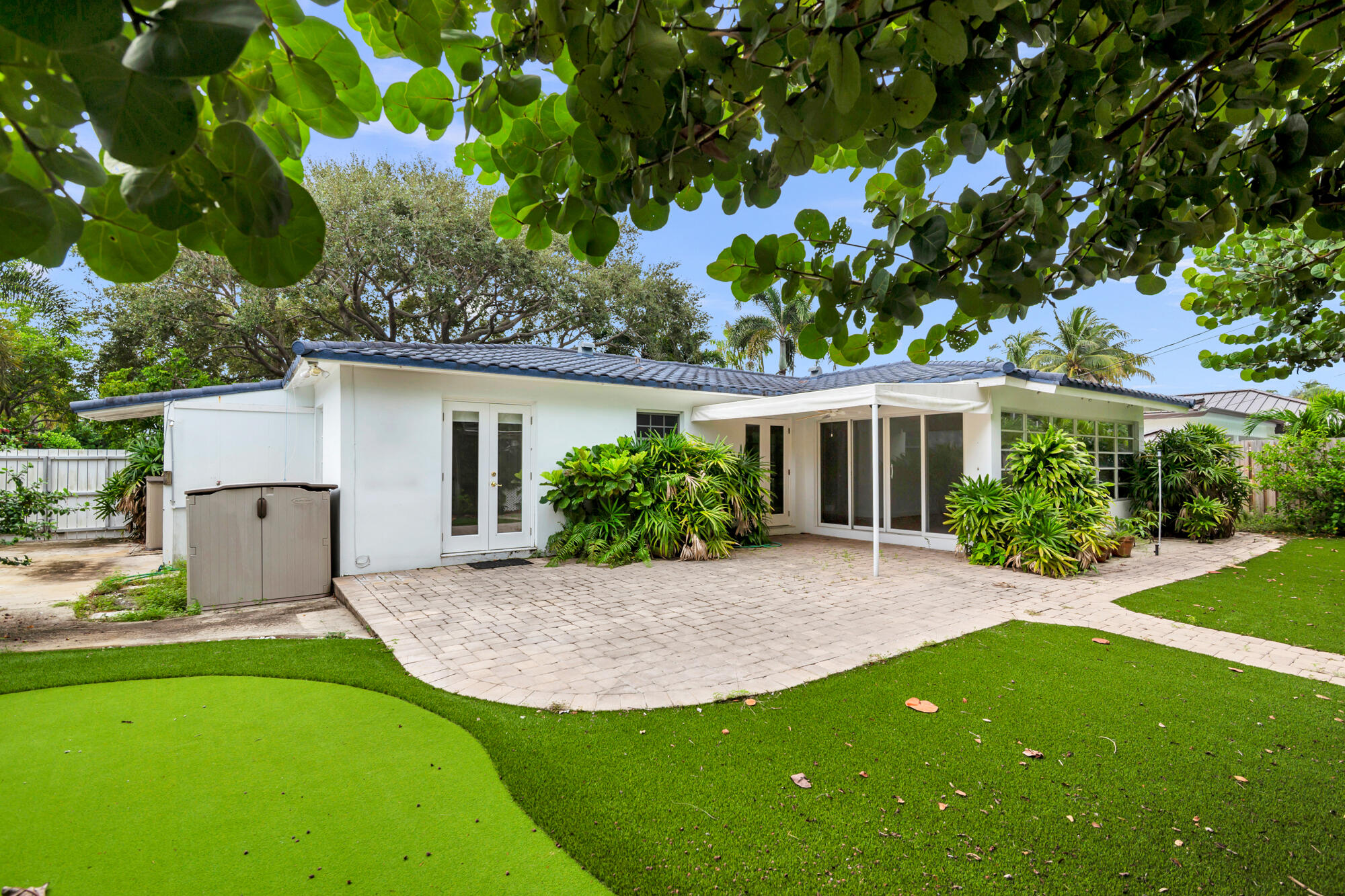 113 GREGORY, West Palm Beach FL 33405