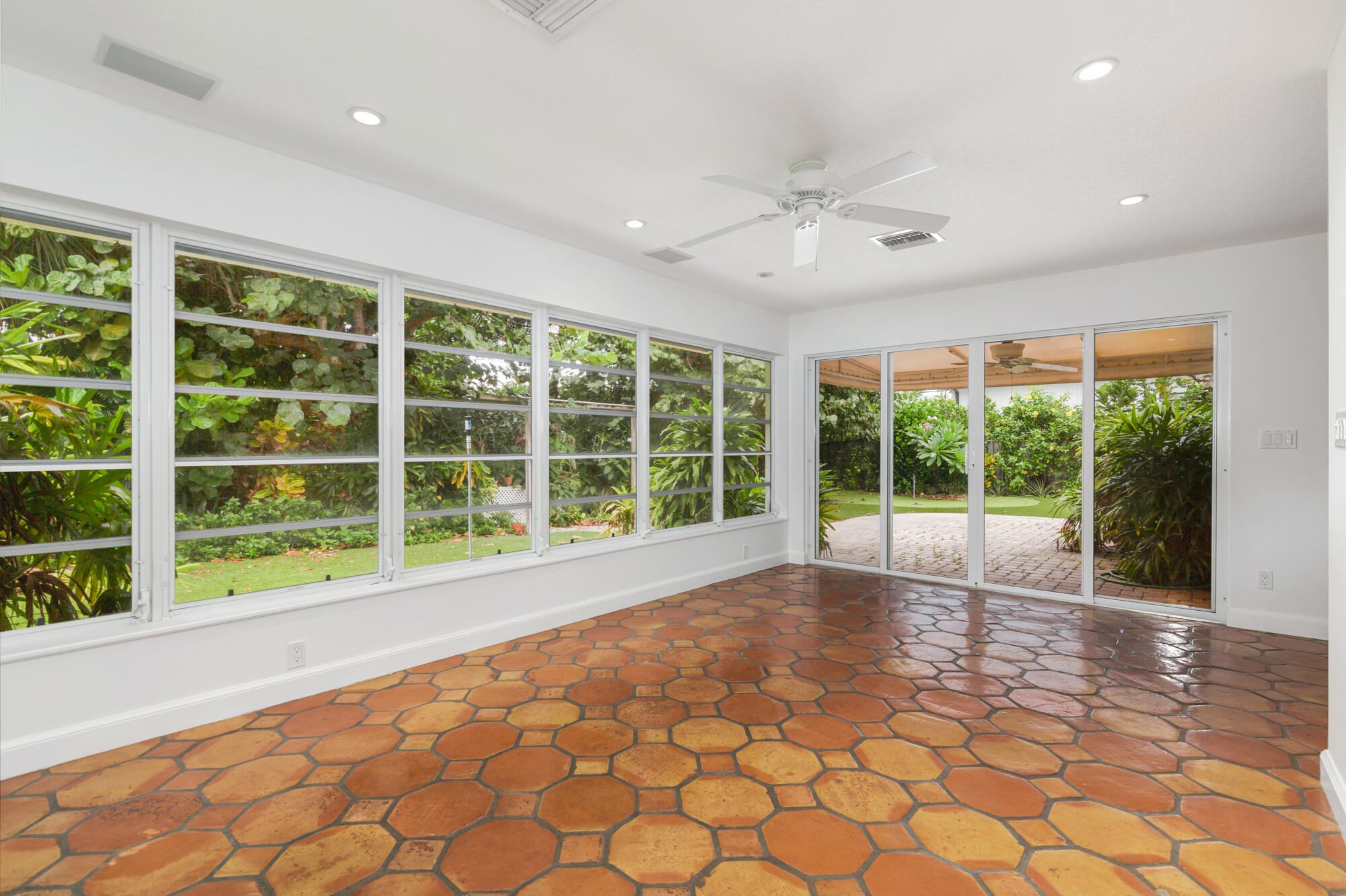 113 GREGORY, West Palm Beach FL 33405