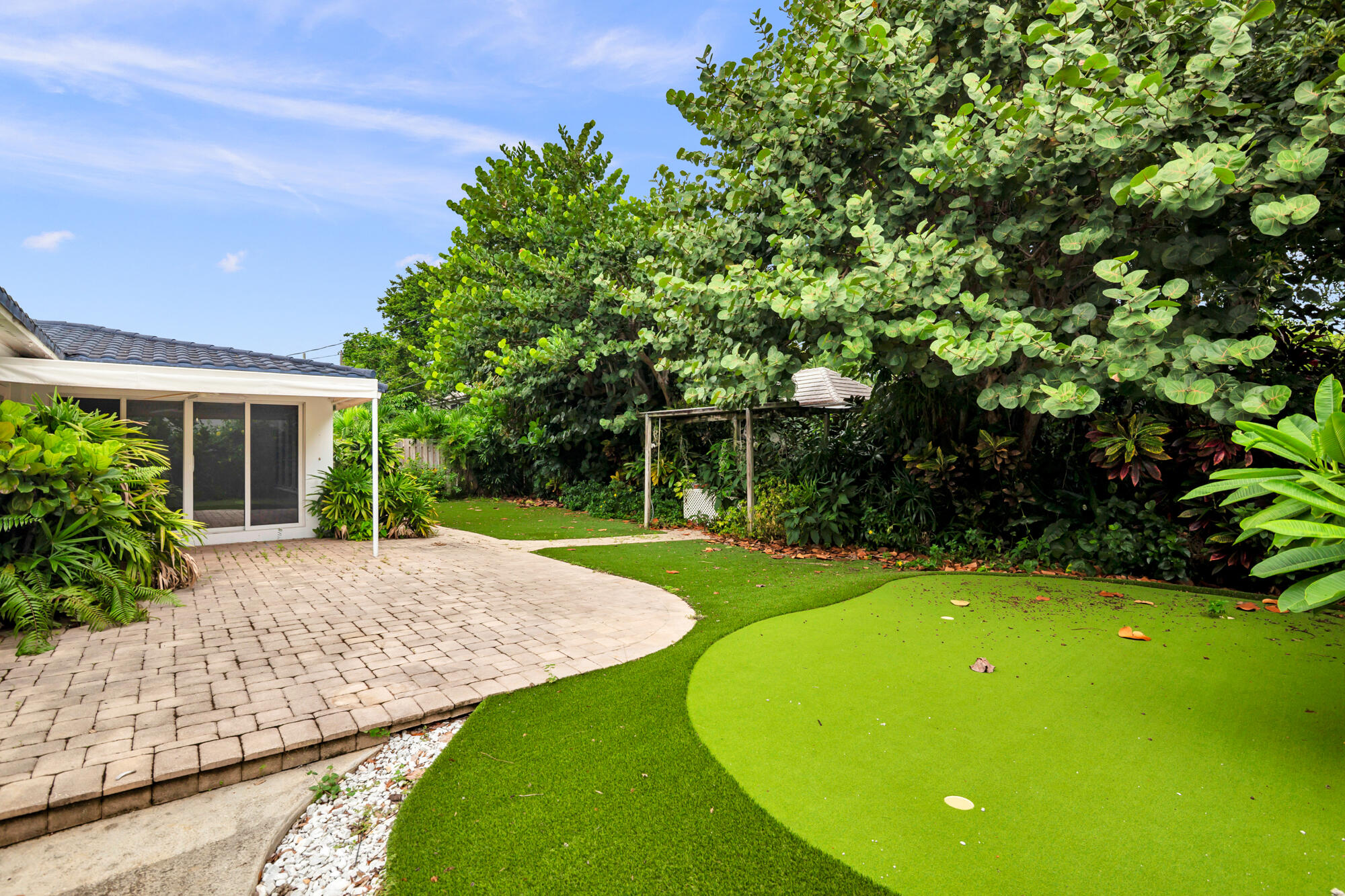 113 GREGORY, West Palm Beach FL 33405