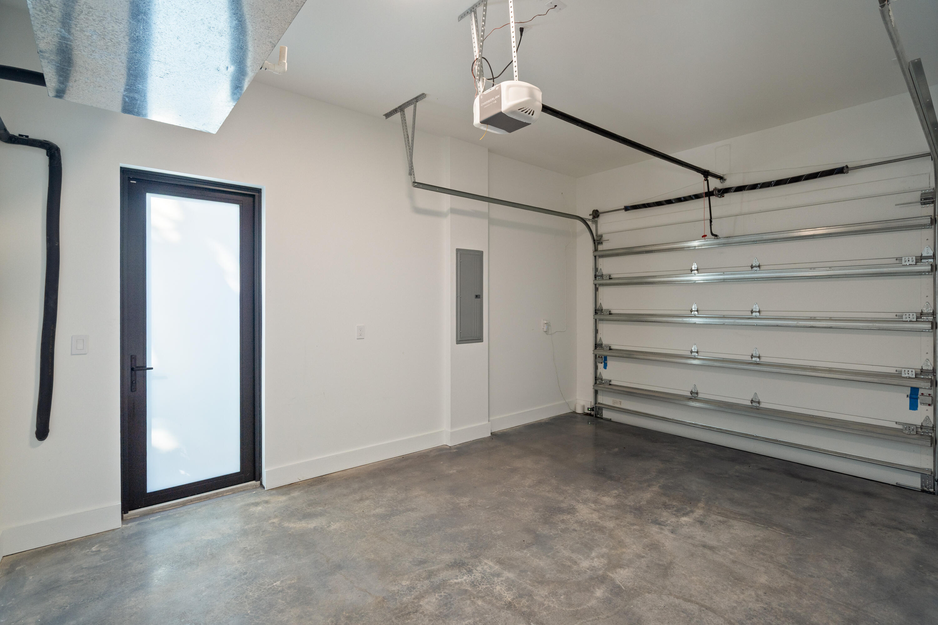 2500 Middle River, Fort Lauderdale FL 33305