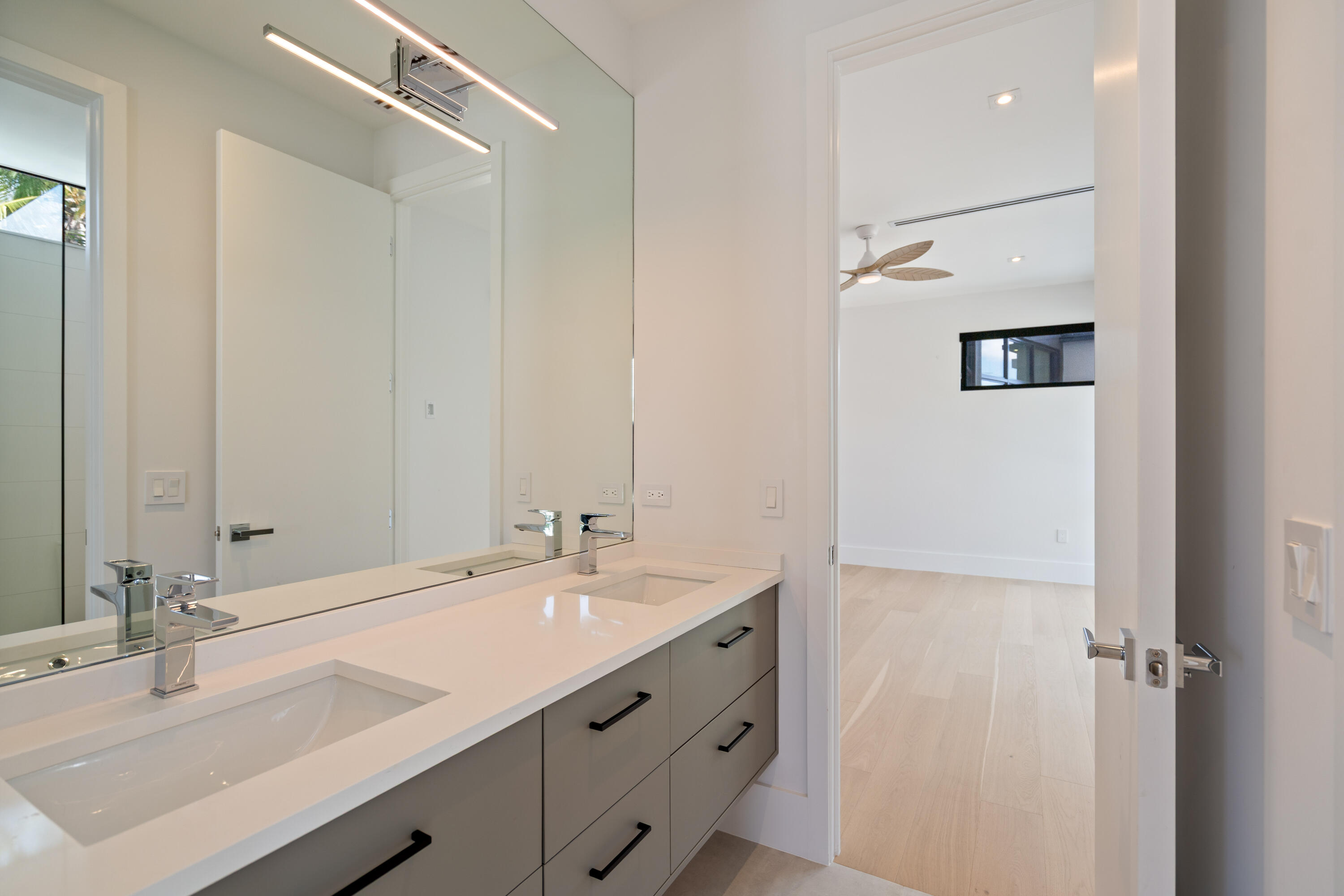 2500 Middle River, Fort Lauderdale FL 33305