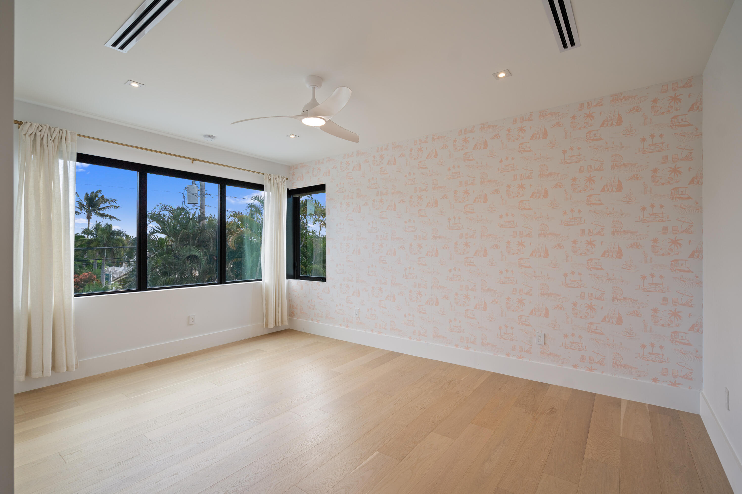 2500 Middle River, Fort Lauderdale FL 33305