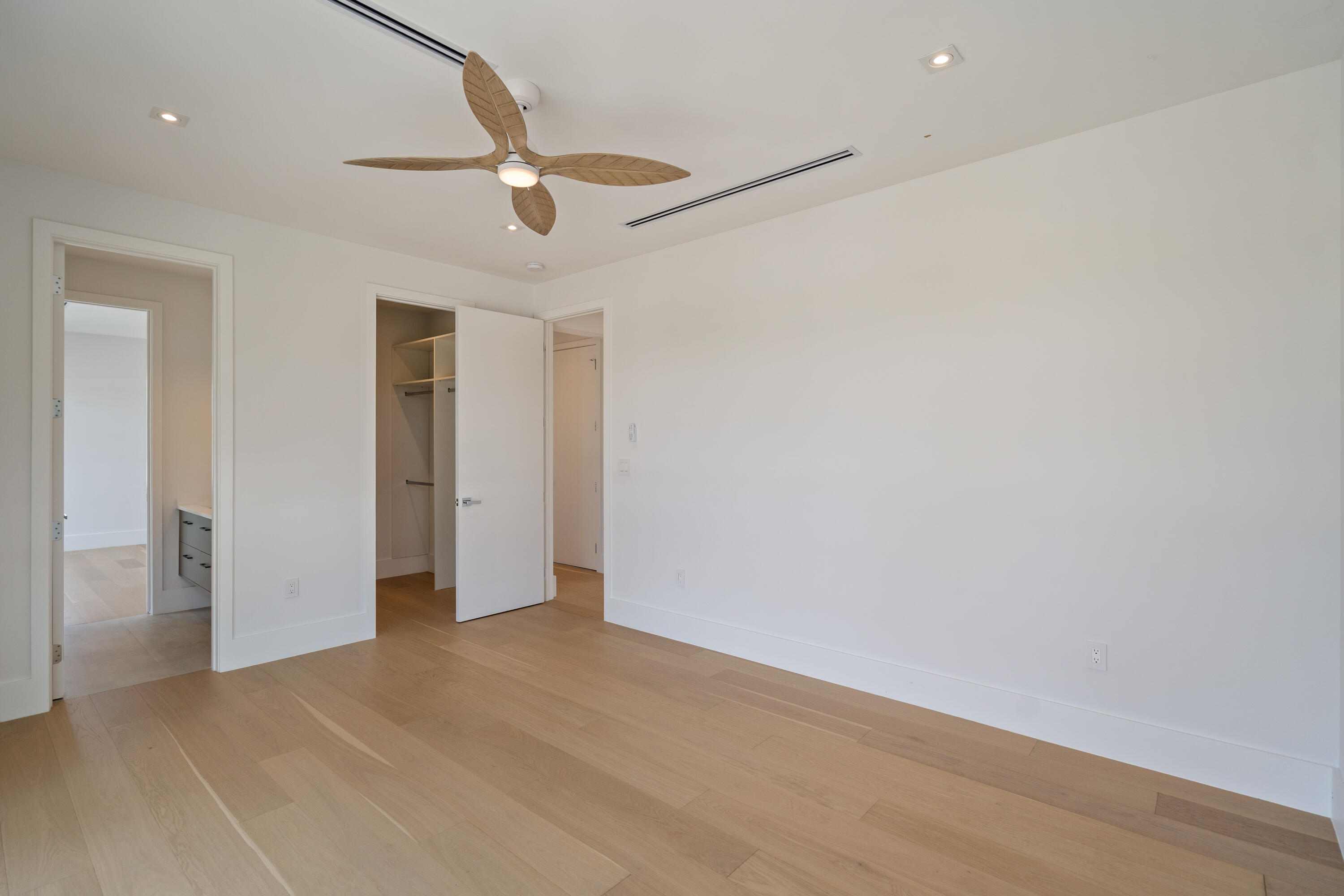 2500 Middle River, Fort Lauderdale FL 33305
