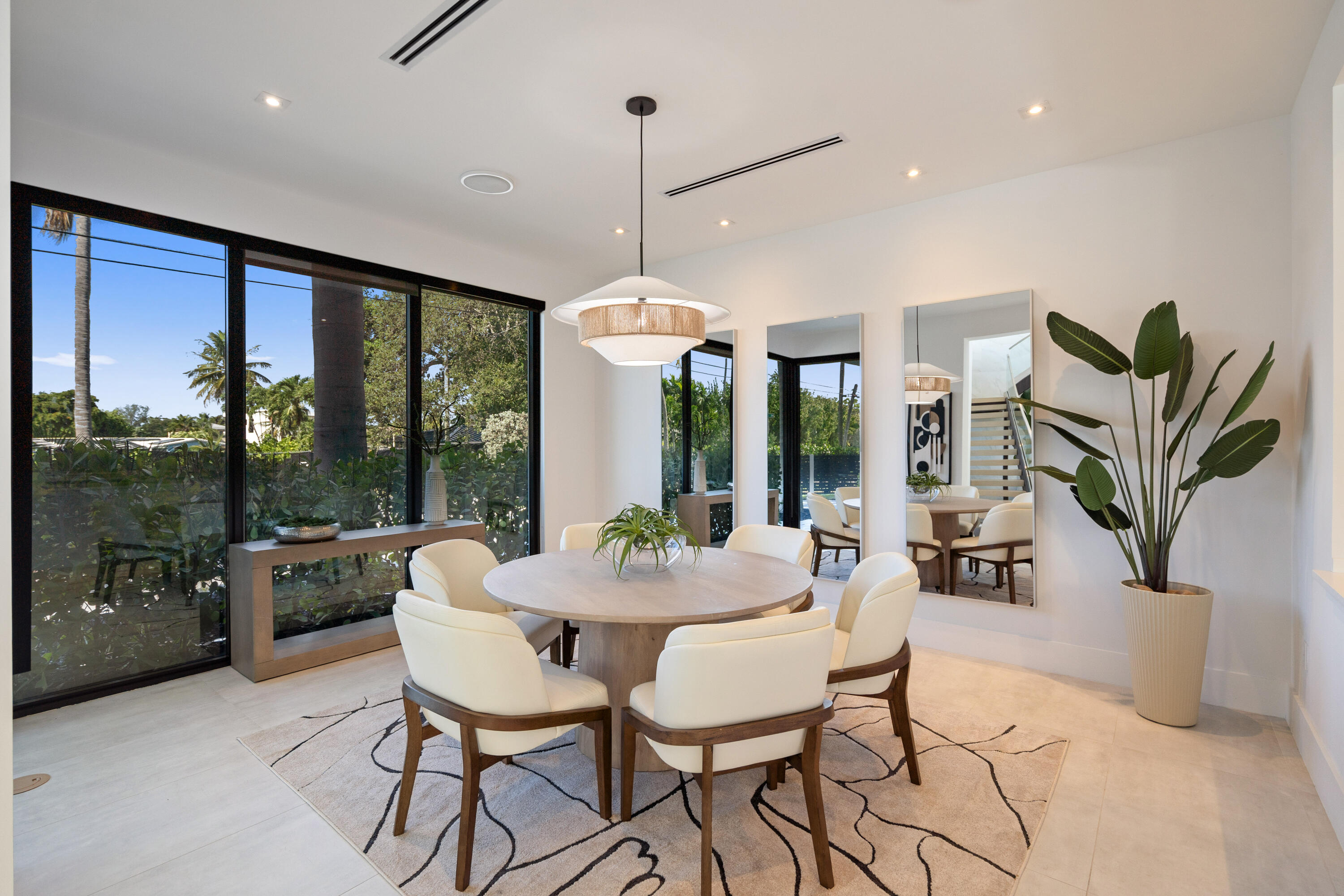 2500 Middle River, Fort Lauderdale FL 33305