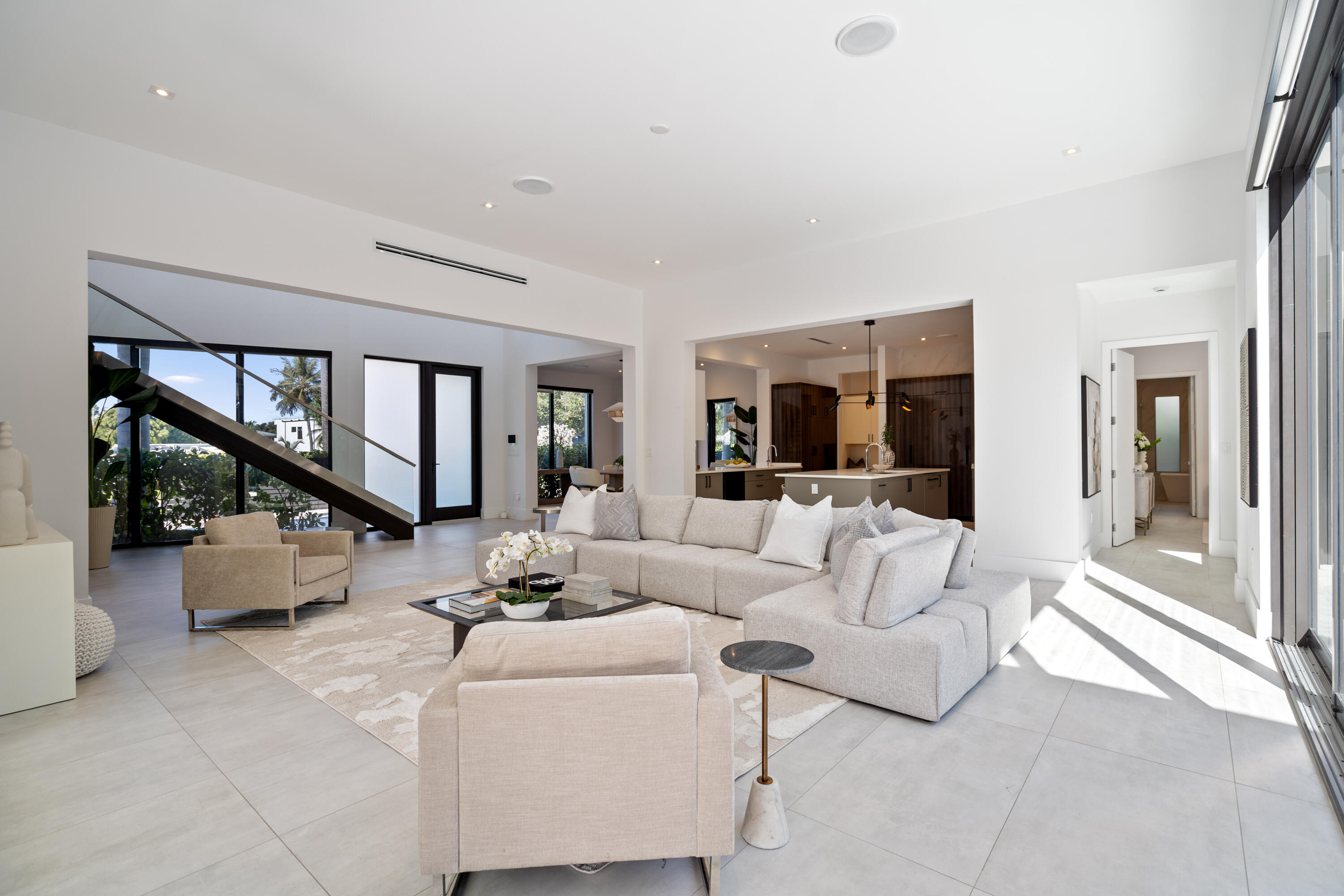 2500 Middle River, Fort Lauderdale FL 33305