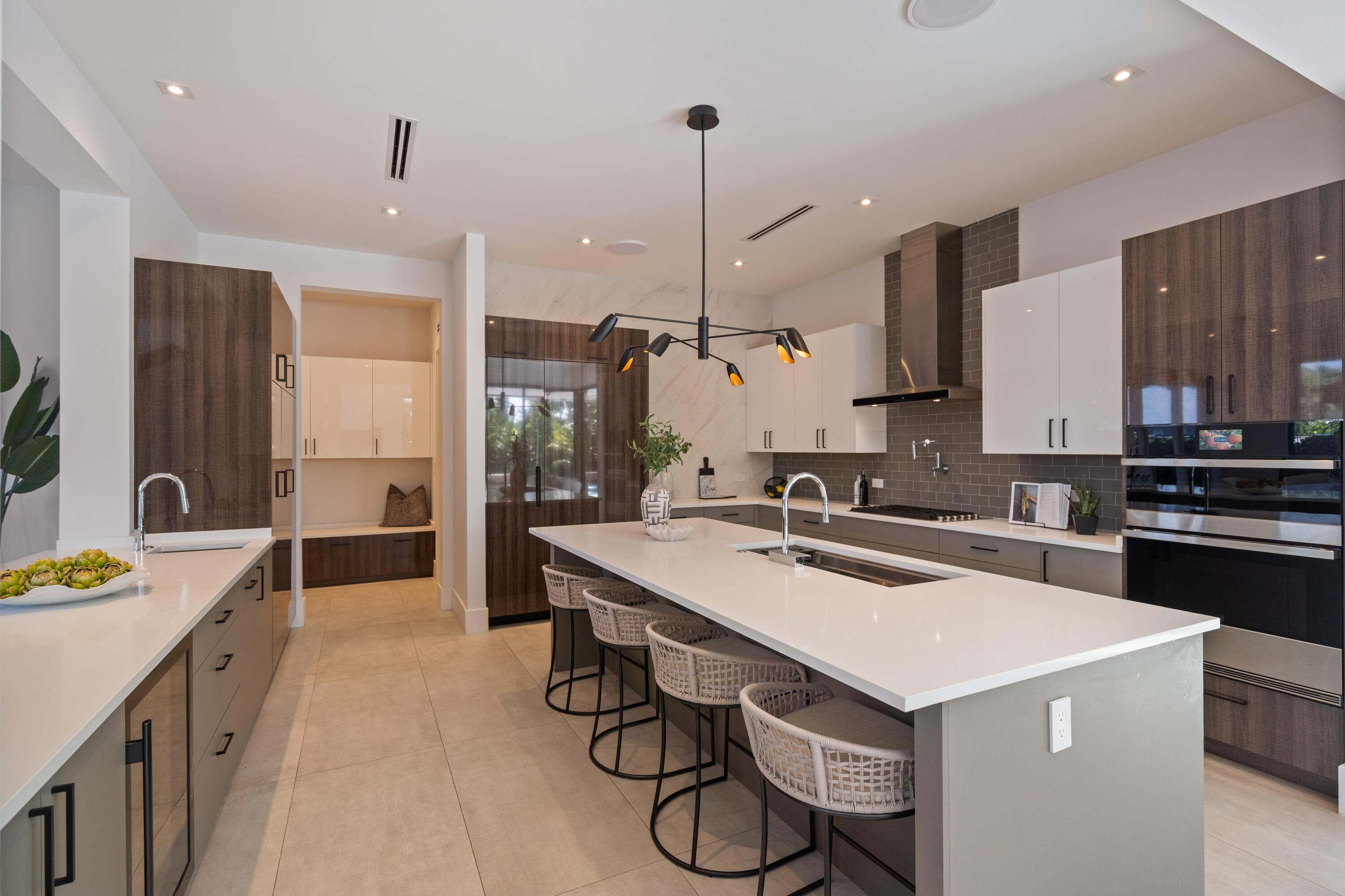 2500 Middle River, Fort Lauderdale FL 33305