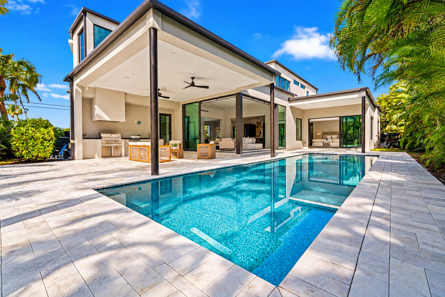 2500 Middle River, Fort Lauderdale FL 33305