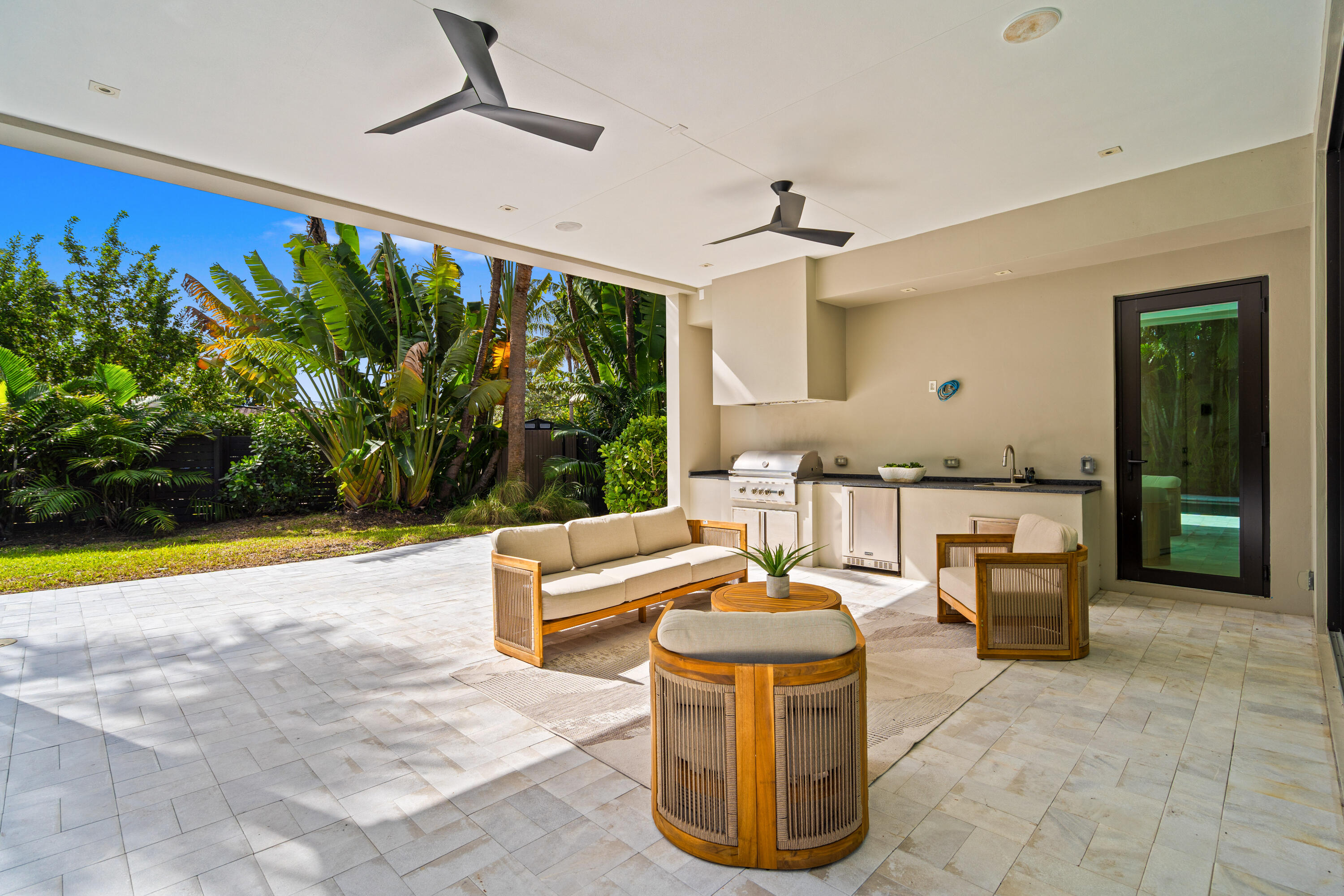 2500 Middle River, Fort Lauderdale FL 33305