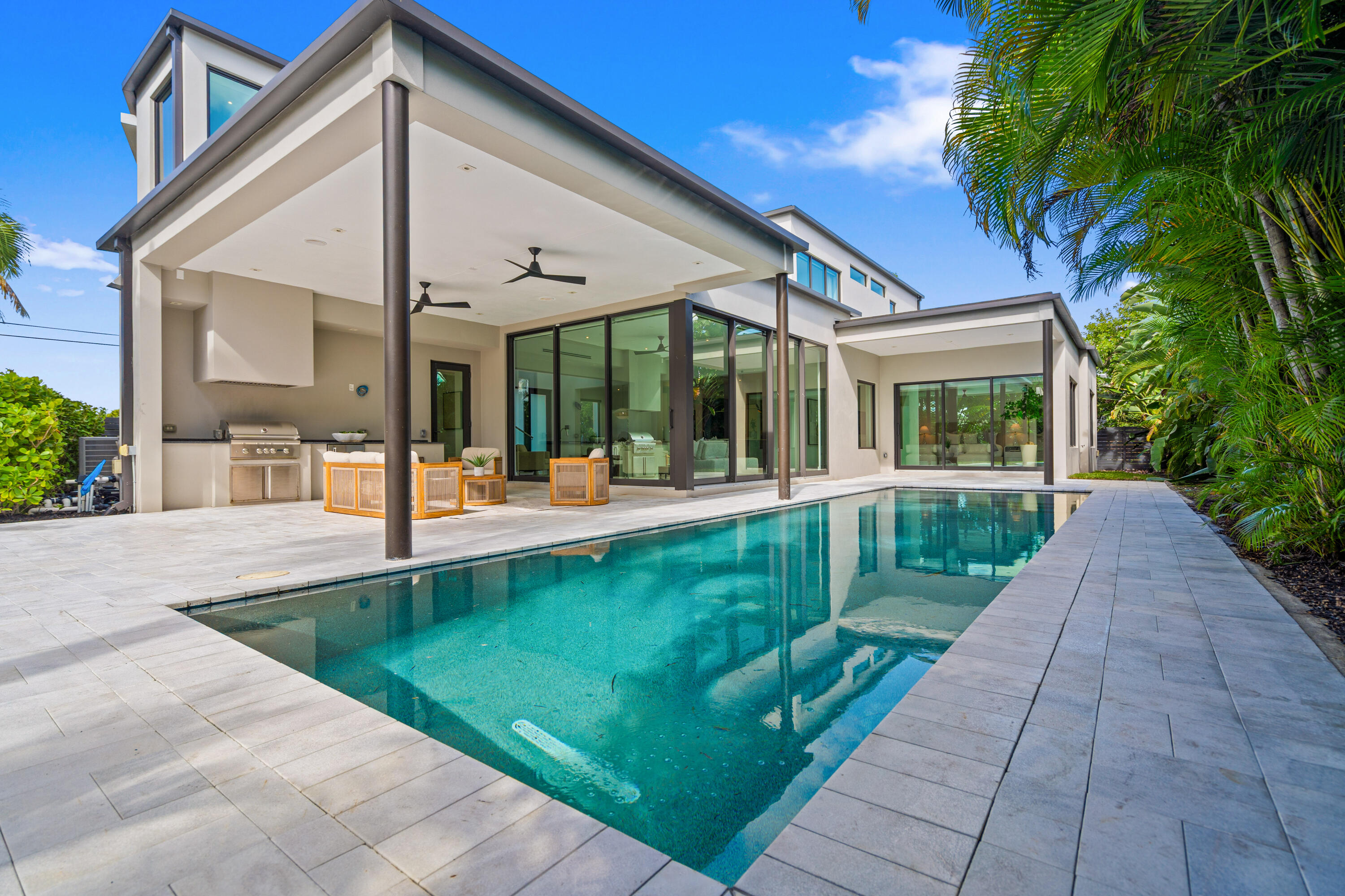2500 Middle River, Fort Lauderdale FL 33305