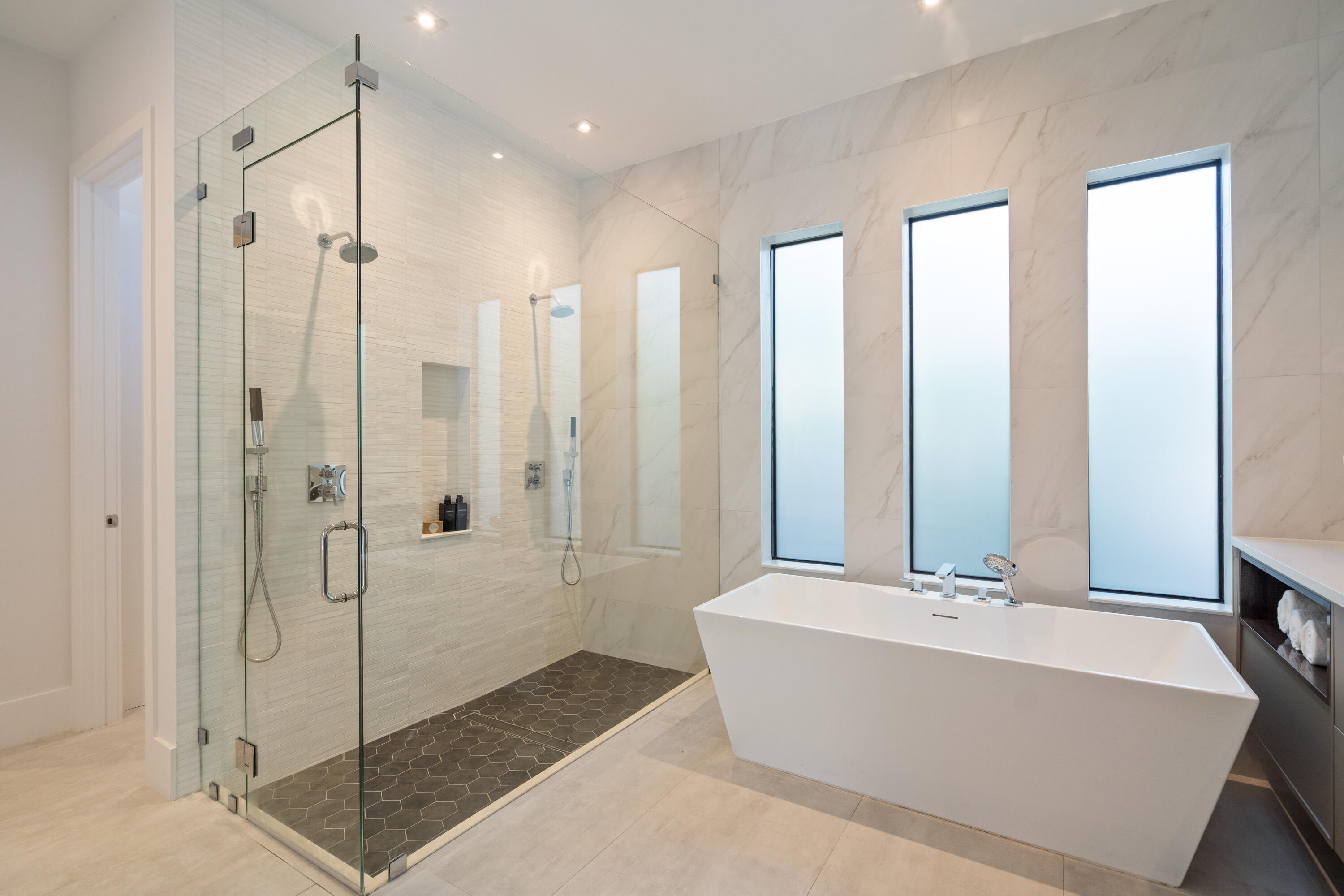 2500 Middle River, Fort Lauderdale FL 33305
