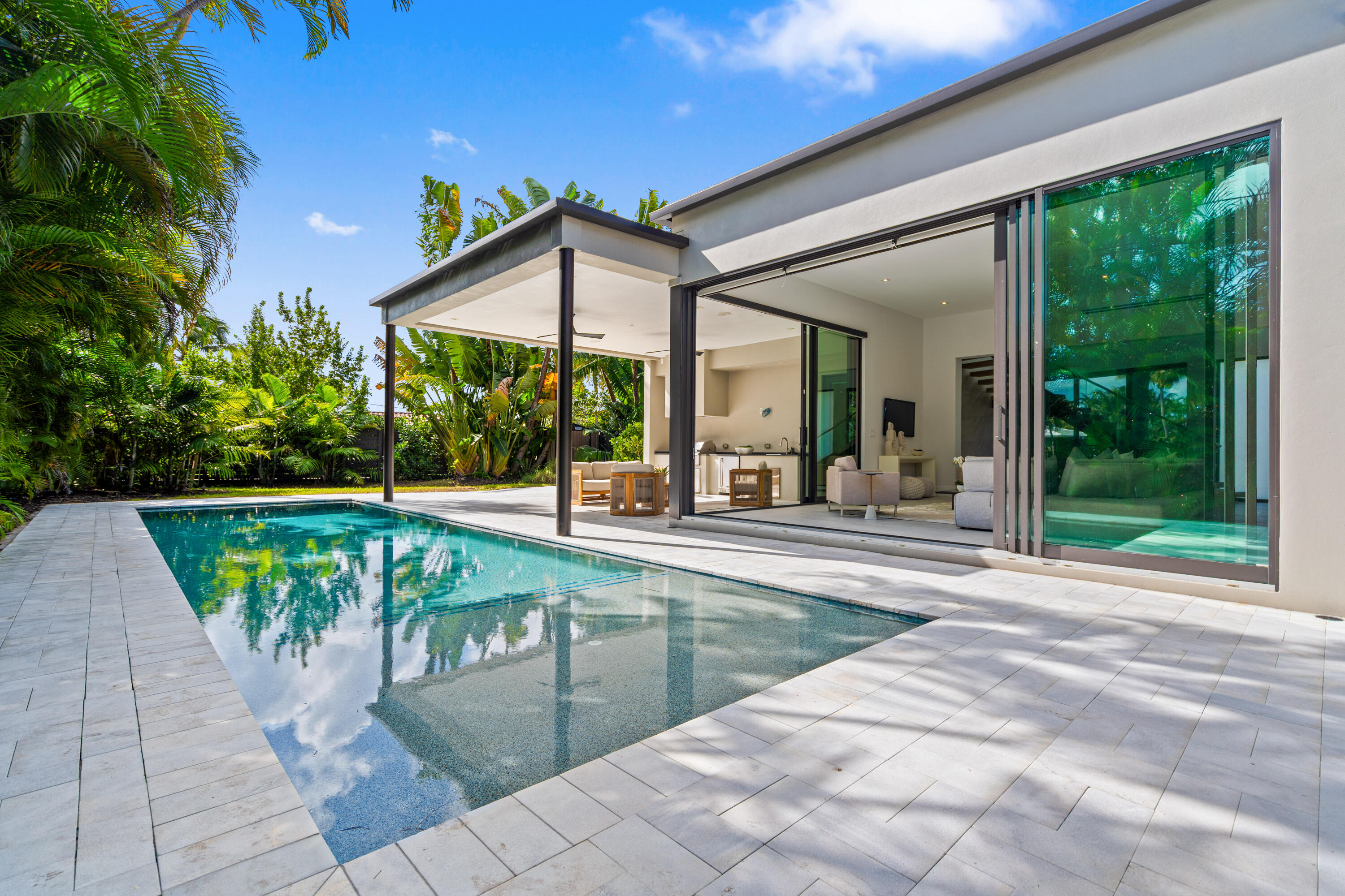 2500 Middle River, Fort Lauderdale FL 33305