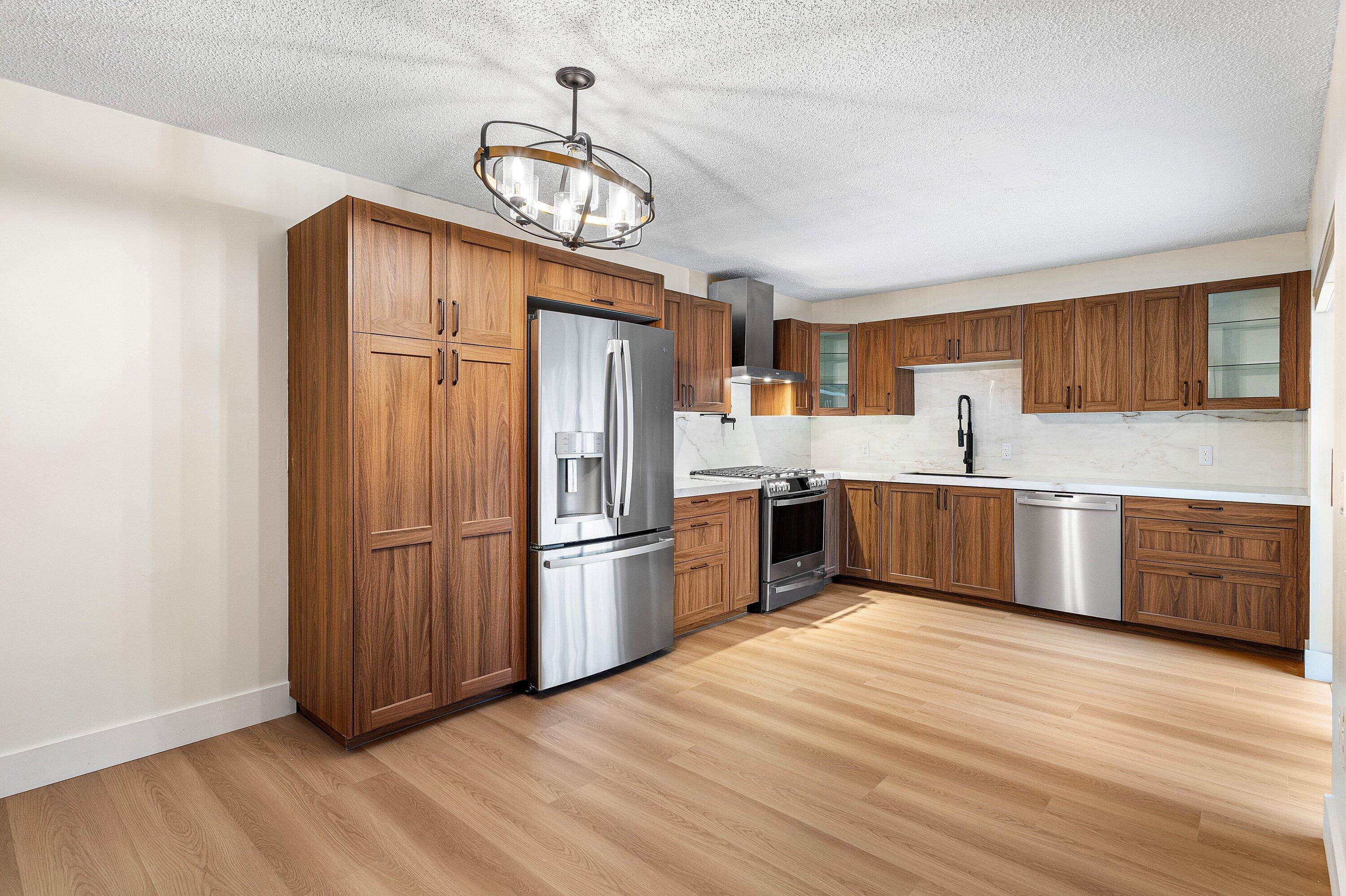 1815 18th, Palm Beach Gardens FL 33418