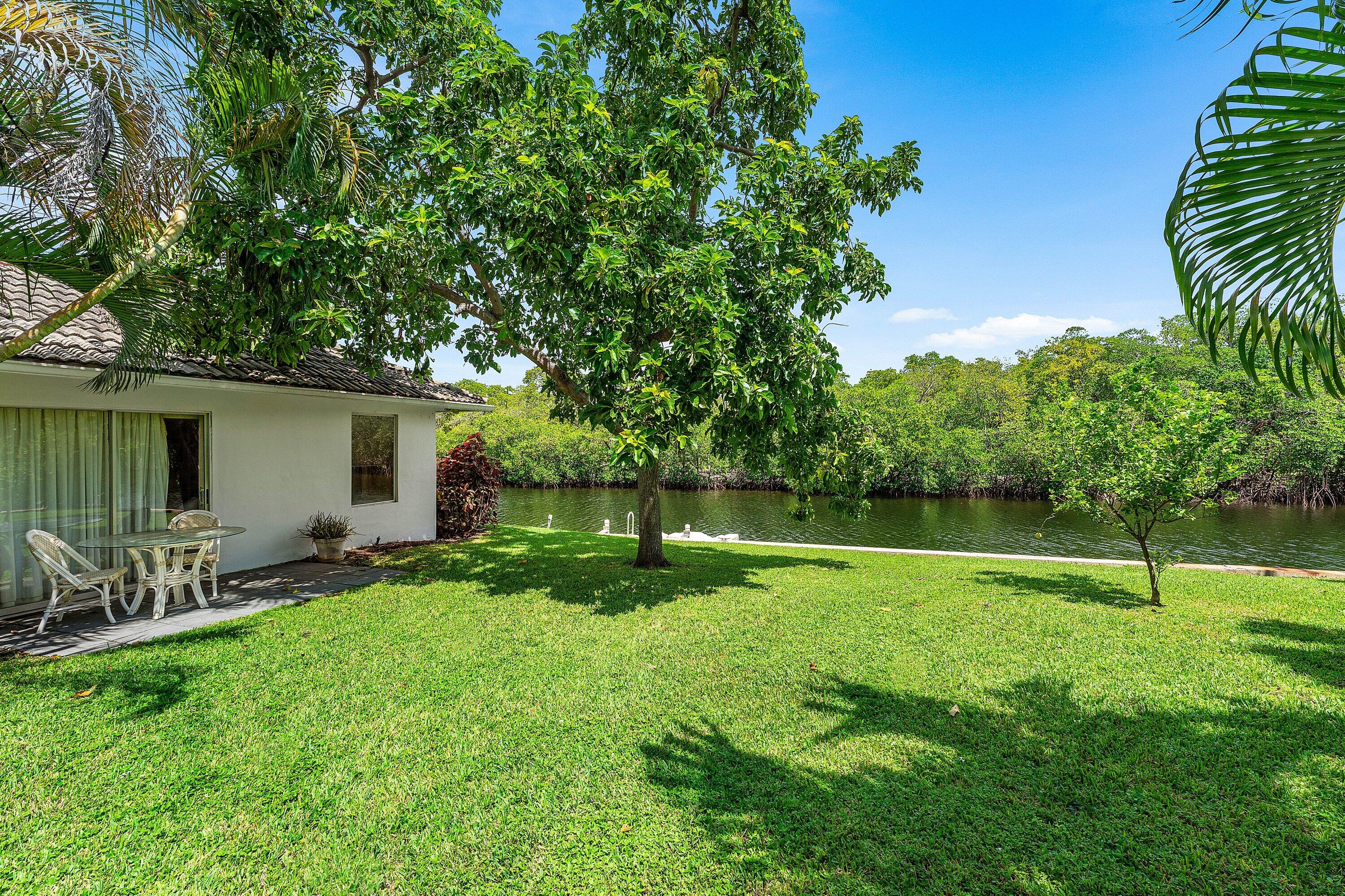 611 Phillips, Boca Raton FL 33432